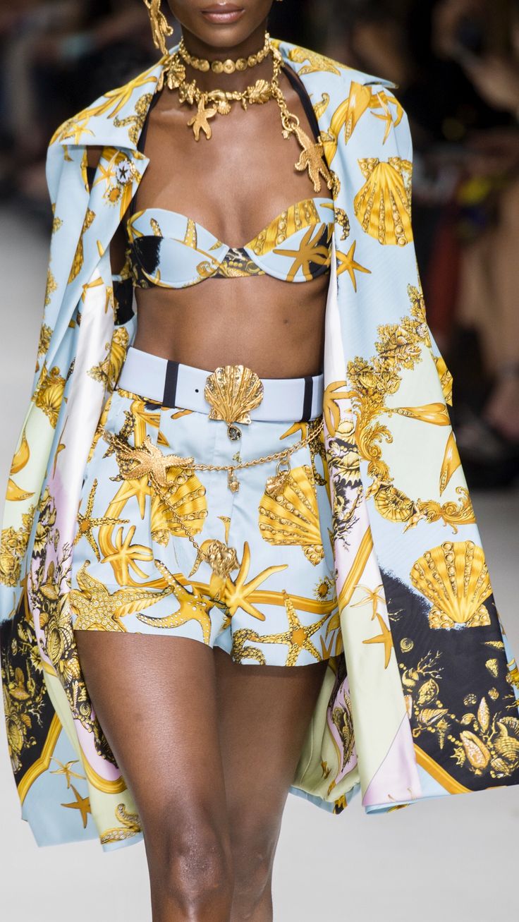 Italian Elegance Defined: Versace's Impact on Fashion Trends