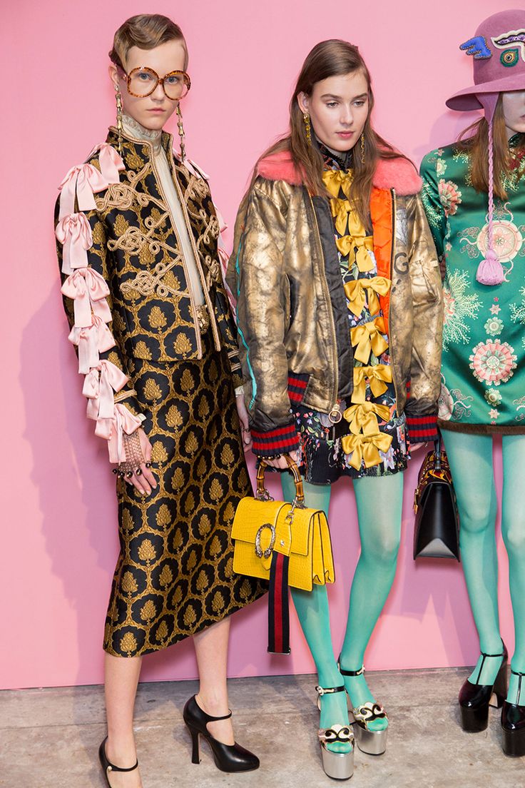 Gucci's Rise to International Luxury Status: A Timeline