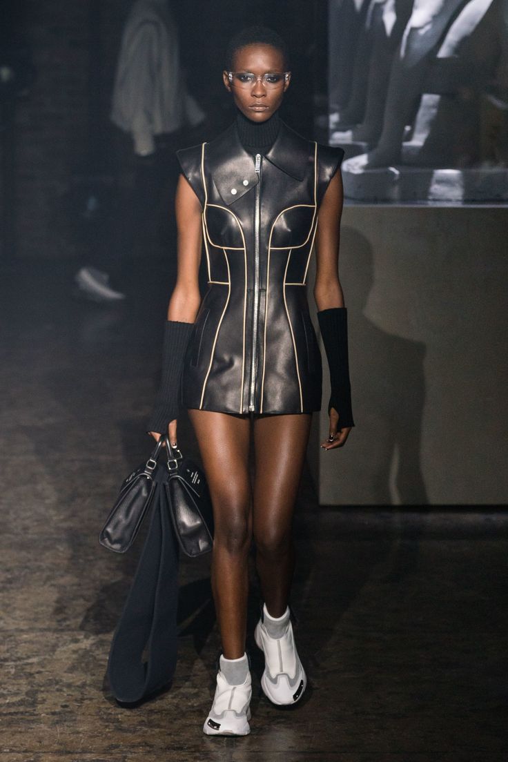 Shop the Latest Palm Angels Collection: Trendy Streetwear at Your Fingertips