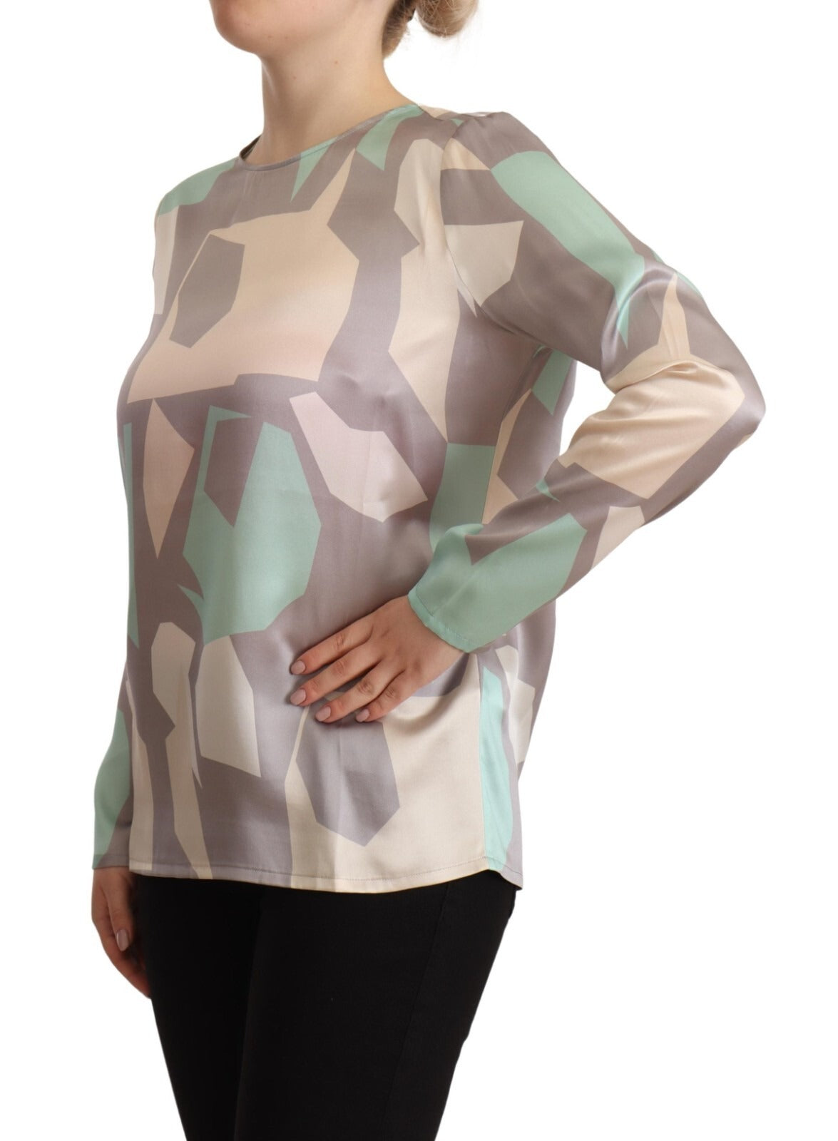 Elevate your wardrobe with the Fabiana Filippi Multicolor Silk Long Sleeves Top, a masterpiece of luxurious silk that embodies elegance and sophistication for every occasion.