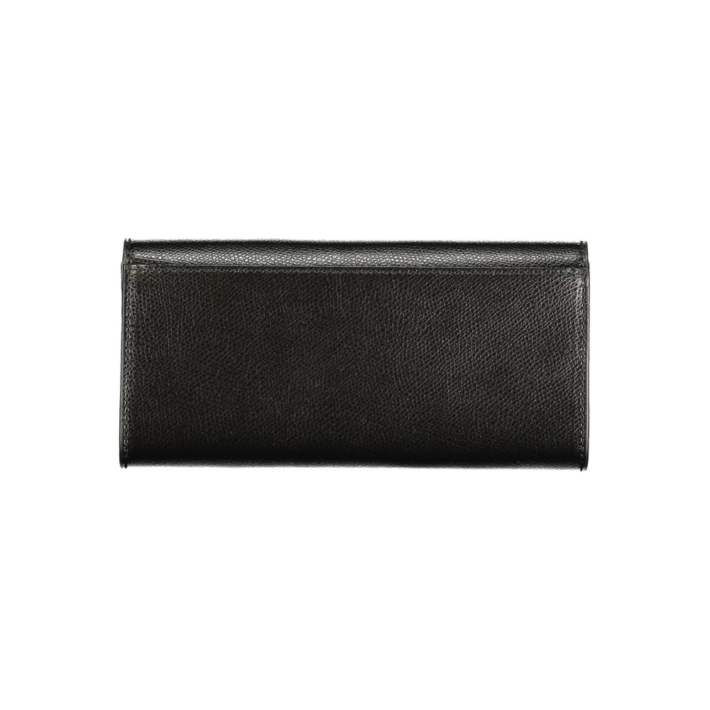 Furla Nero Leather Wallet - Timeless Elegance for Discerning Taste