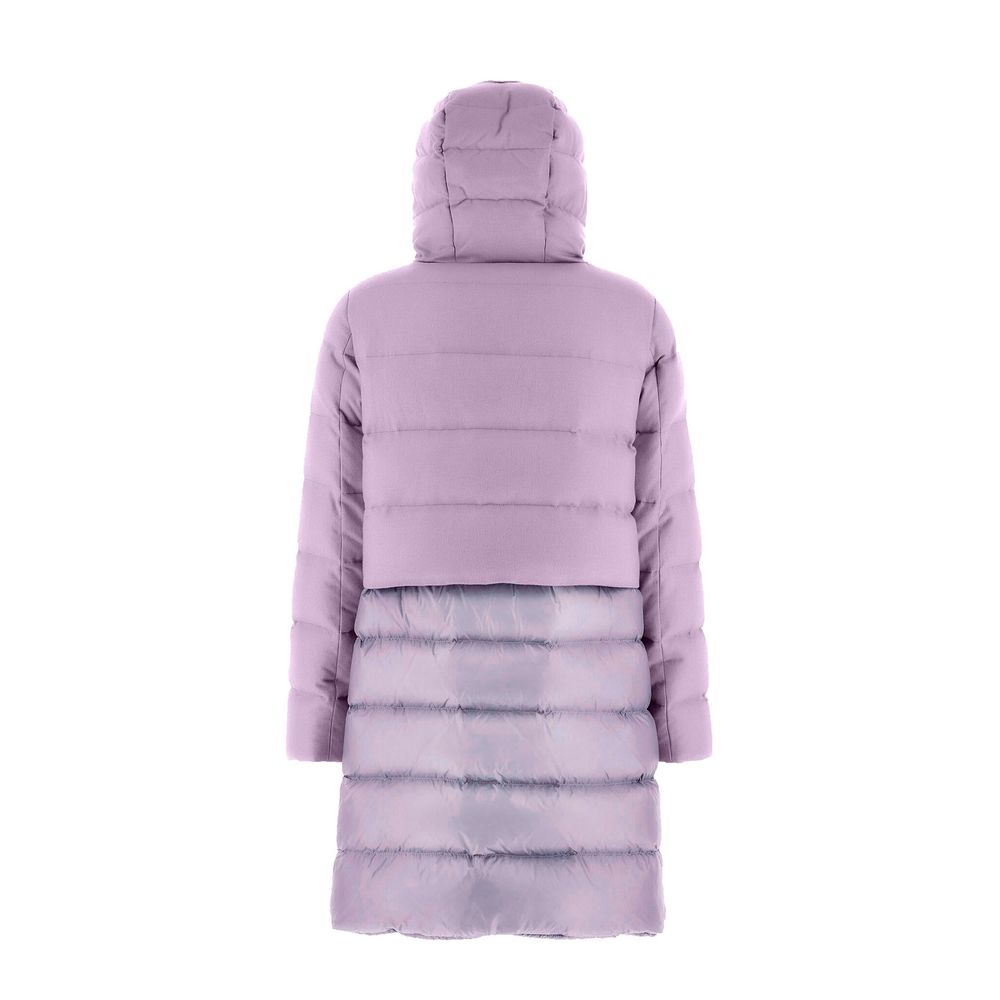 Indulge in the sumptuous Herno Purple Cashmere Coat, a masterpiece of Italian craftsmanship blending cashmere and silk for an exquisite statement of luxury and elegance.