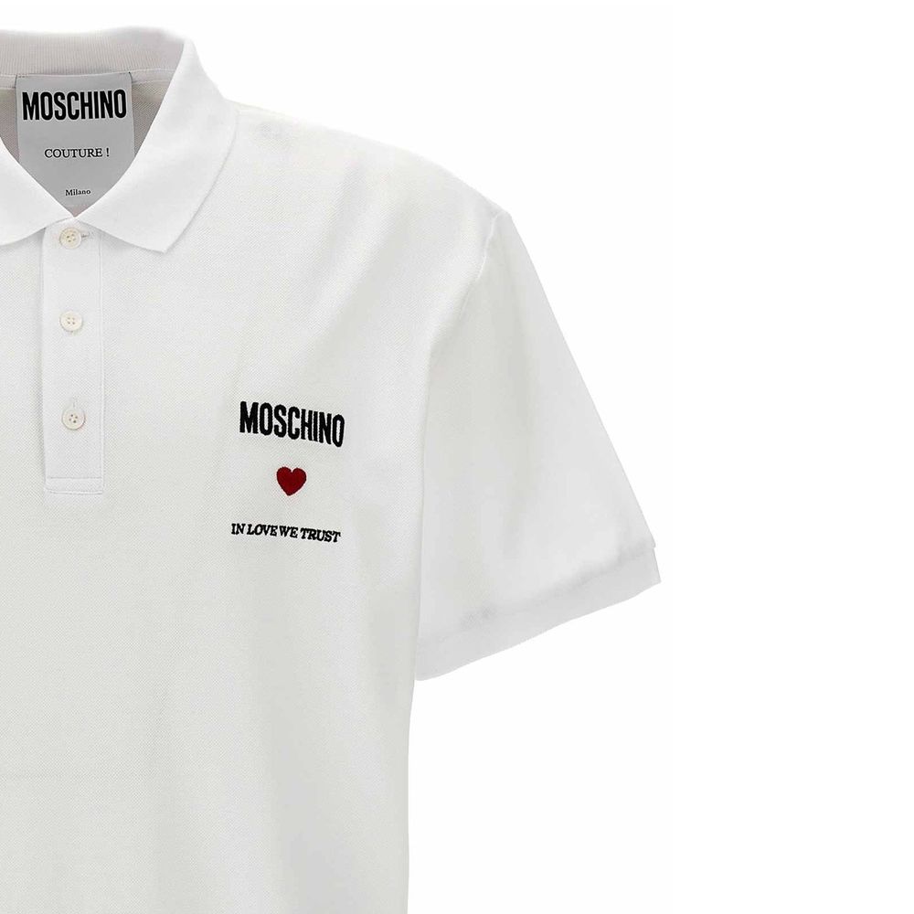 Elevate your wardrobe with the Moschino Couture White Cotton Polo Shirt, a luxurious blend of sophistication and playful elegance, perfect for the discerning individual.