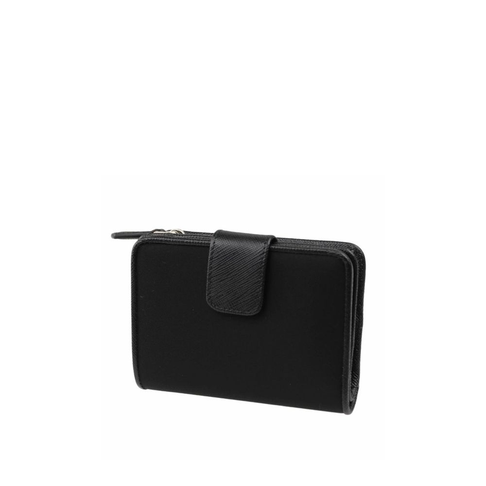 Discover the Prada Black Nylon Wallet, a masterpiece of 100% nylon and leather detailing, embodying timeless elegance and sophistication for the discerning individual.