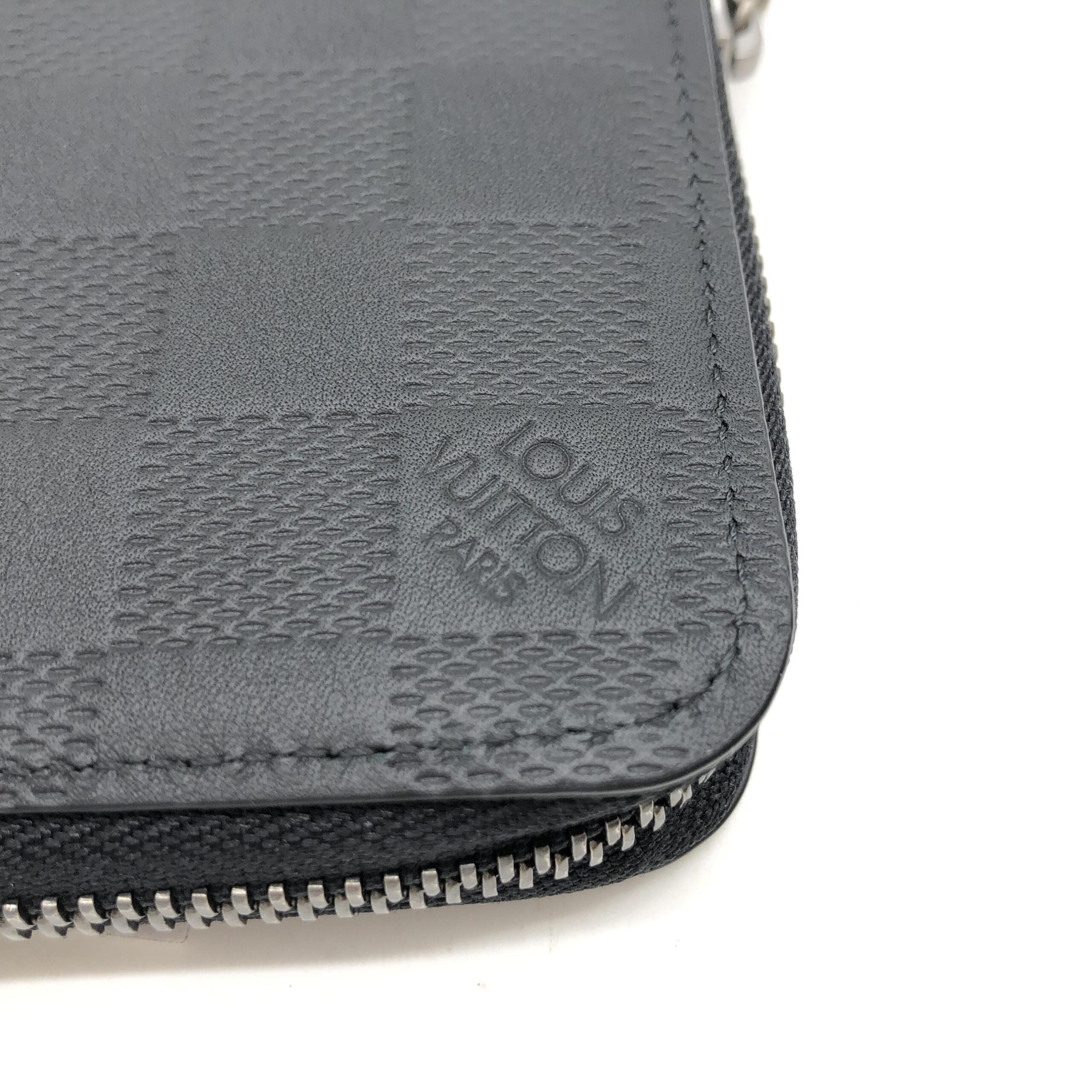 Louis Vuitton Damier Infini Zippy Wallet In Black