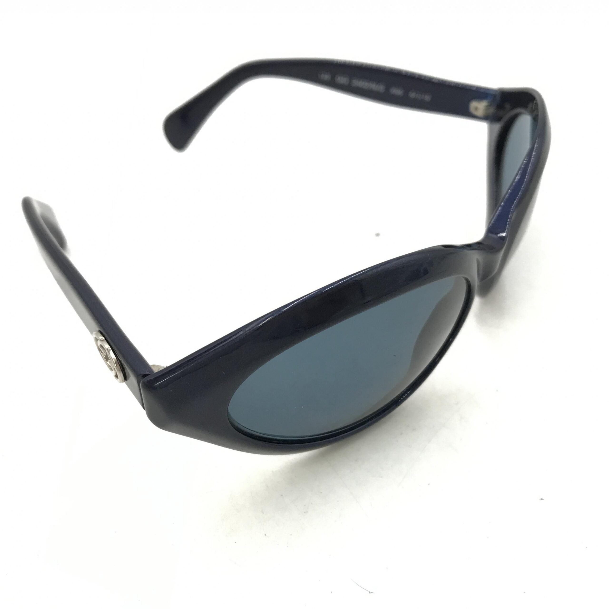 Gucci Dark Tint Cat-Eye Vintage Sunglasses