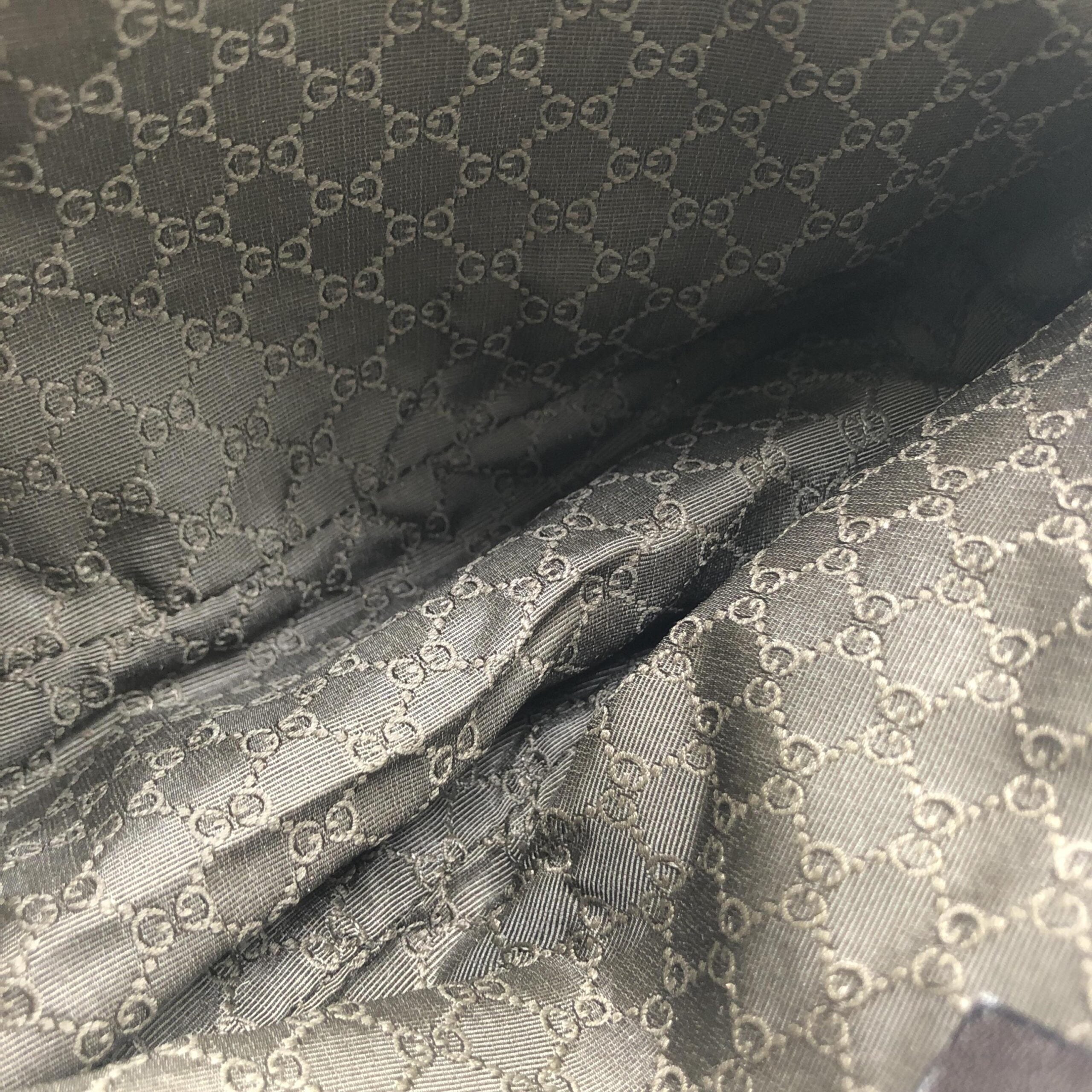 Gucci Light Beige Textured Leather Handbag