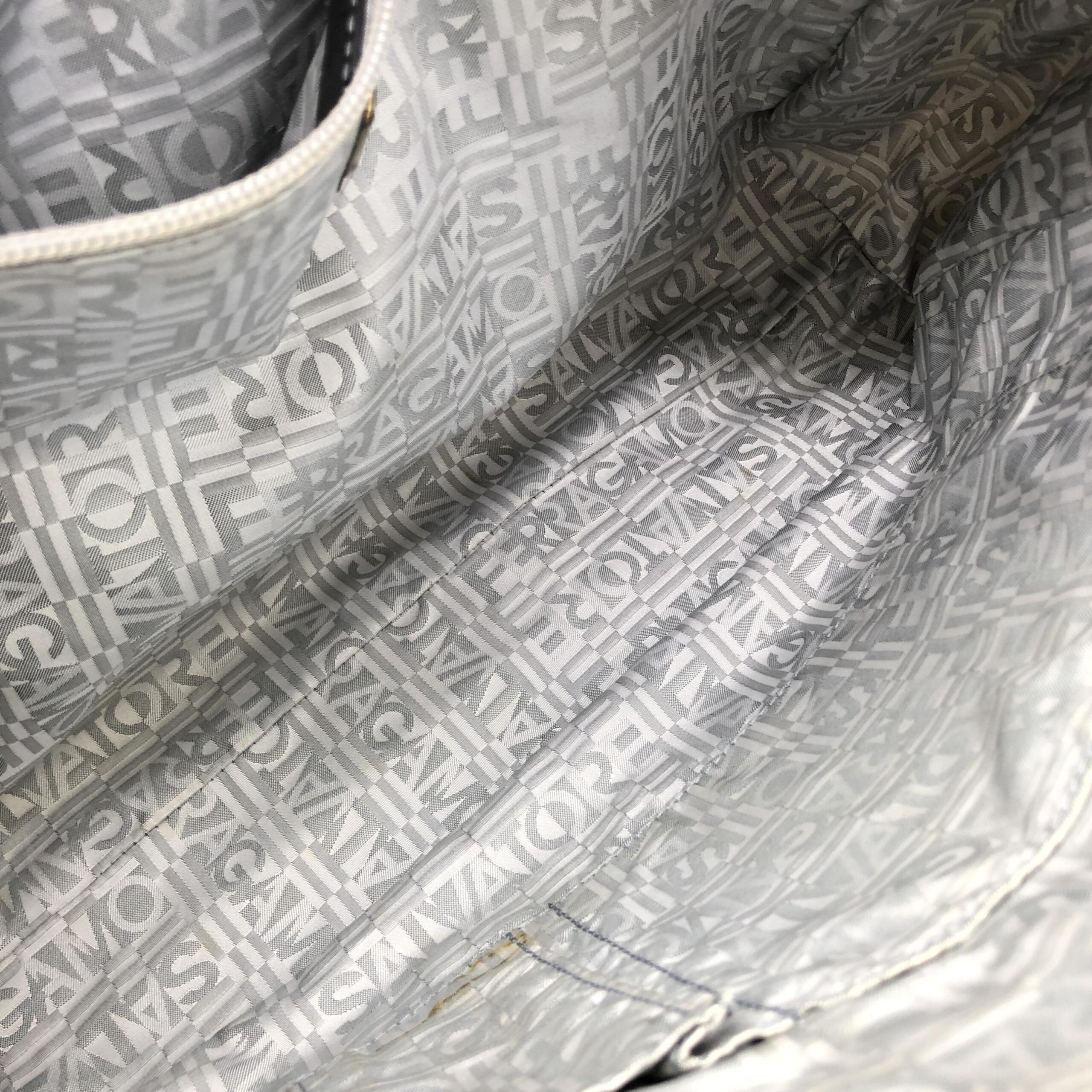 Salvatore Ferragamo Multicolor Nylon Fiera Print Shoulder Bag