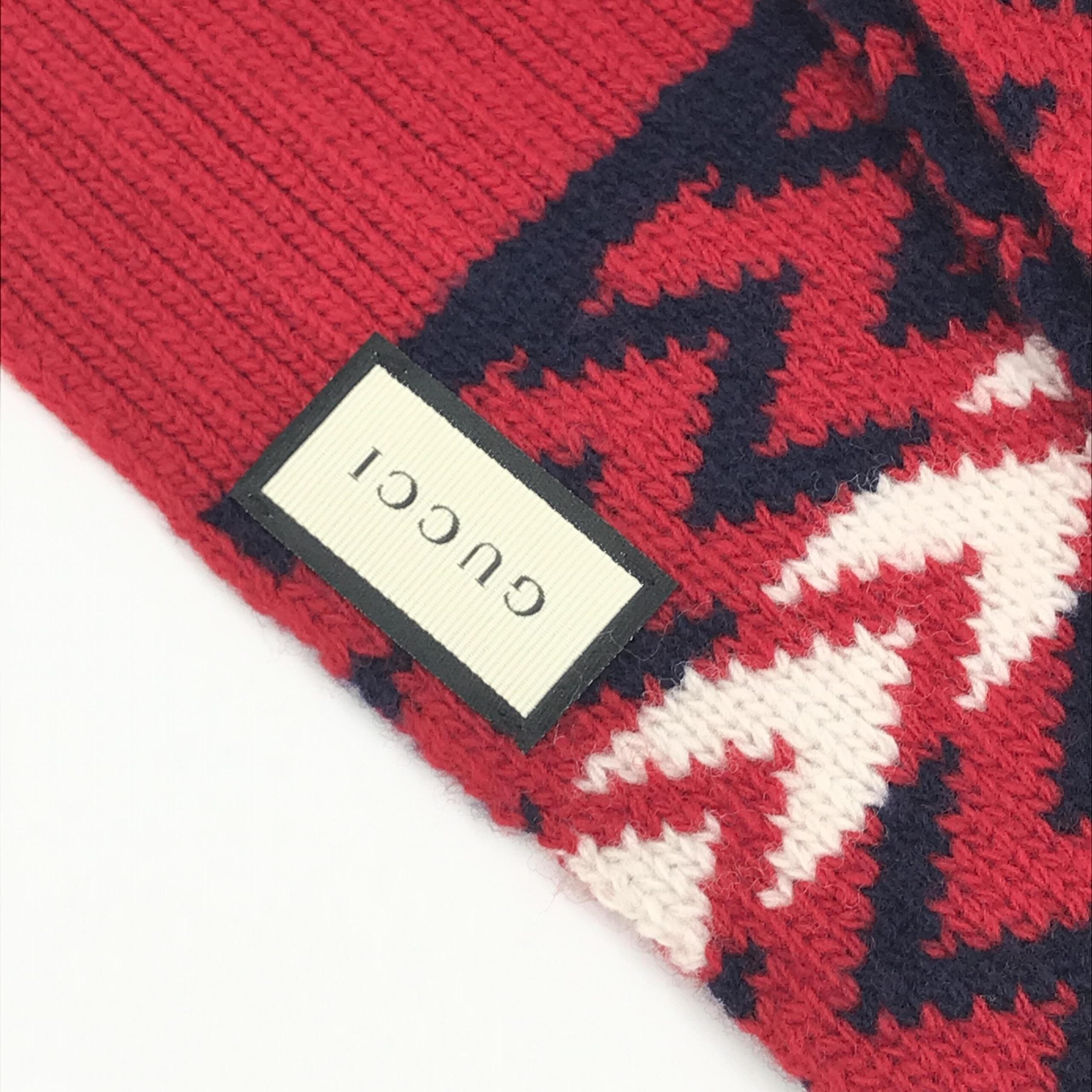 Gucci Red Zigzag Wool Knit Scarf