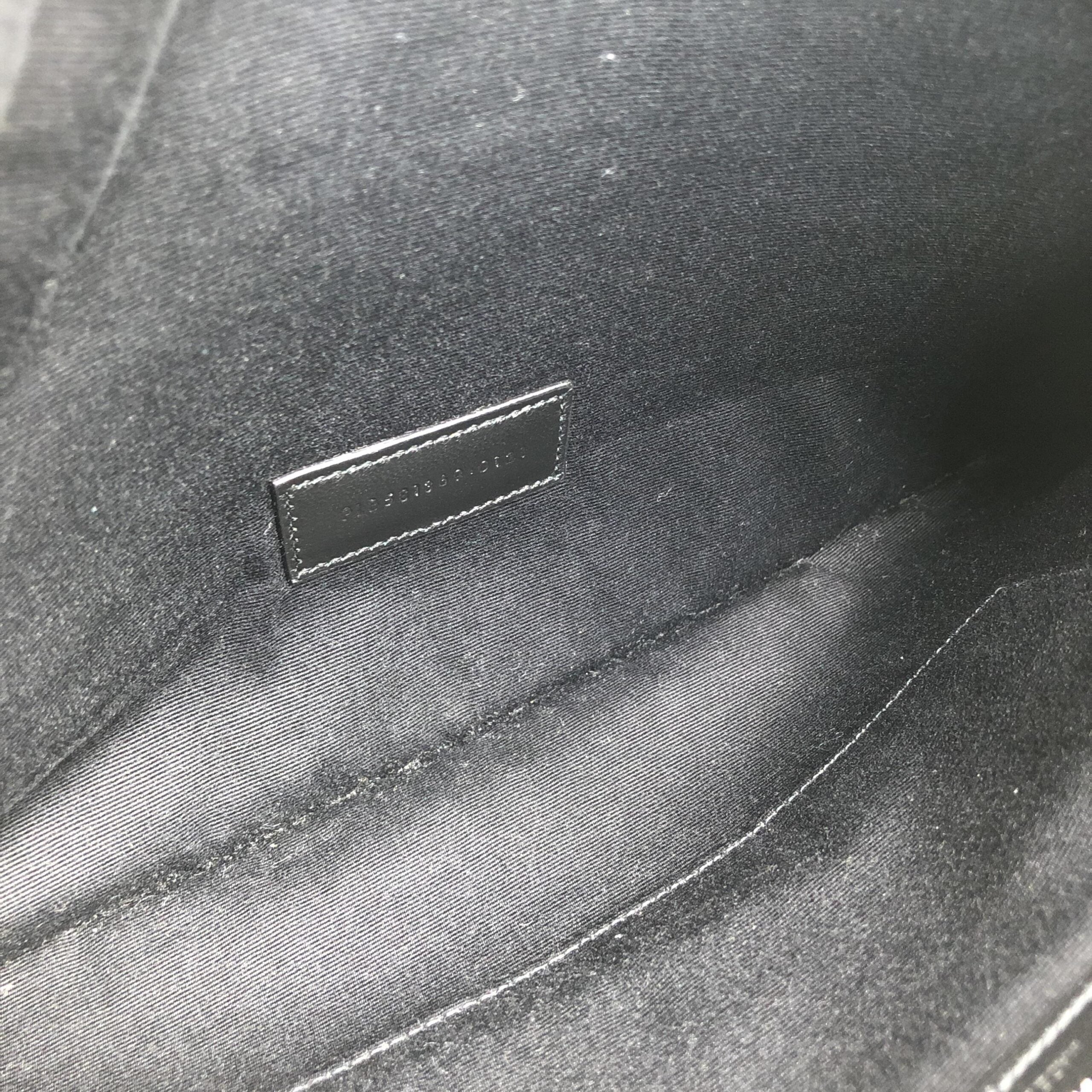 Saint Laurent Rive Gauche Zipped Pouch In Black