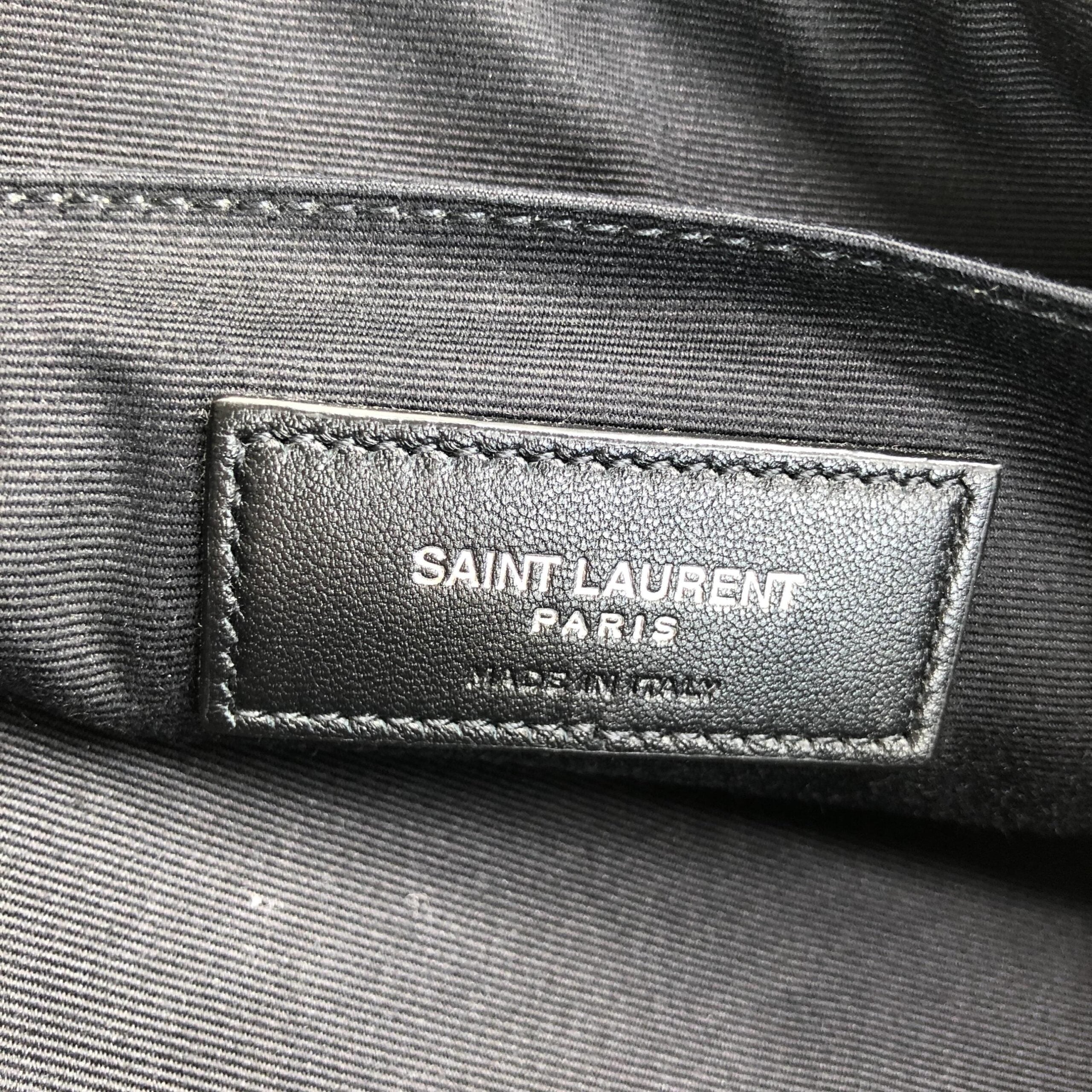 Saint Laurent Rive Gauche Zipped Pouch In Black