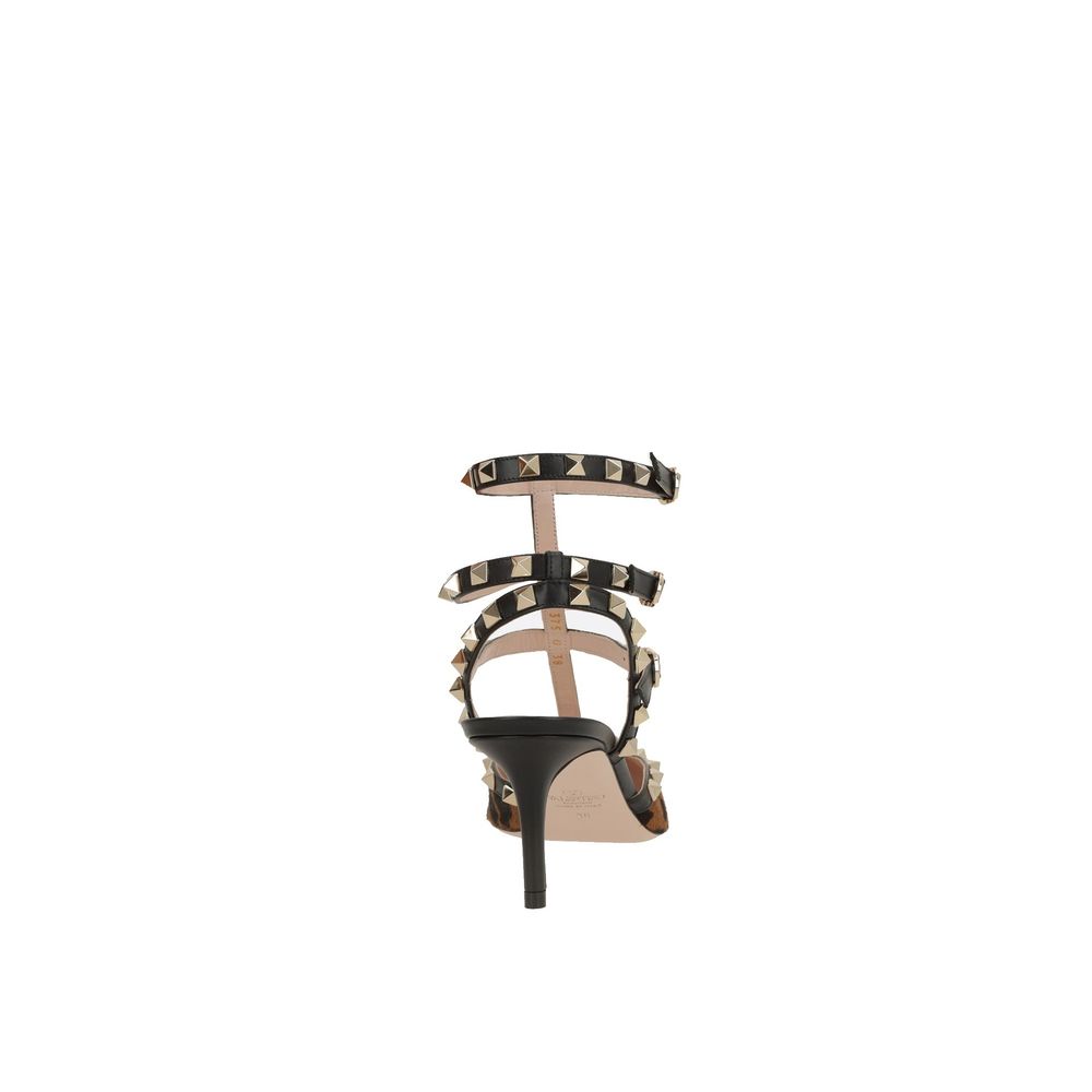 Valentino Garavani Black Calfskin Platform Pumps – Designer Elegance