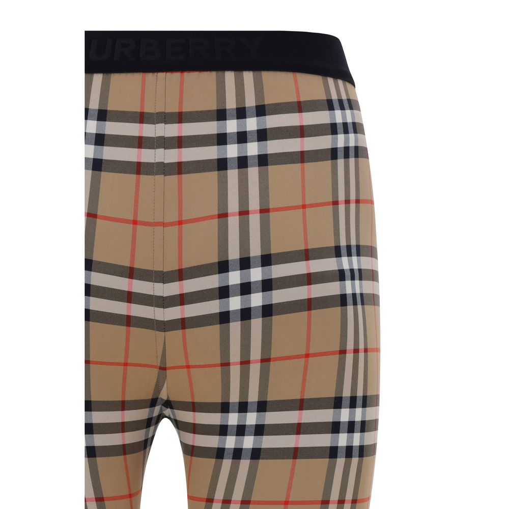 Experience the exquisite Burberry Brown Polyamide Leggings from the SS26 collection, where luxurious craftsmanship meets iconic elegance, perfect for the discerning individual.