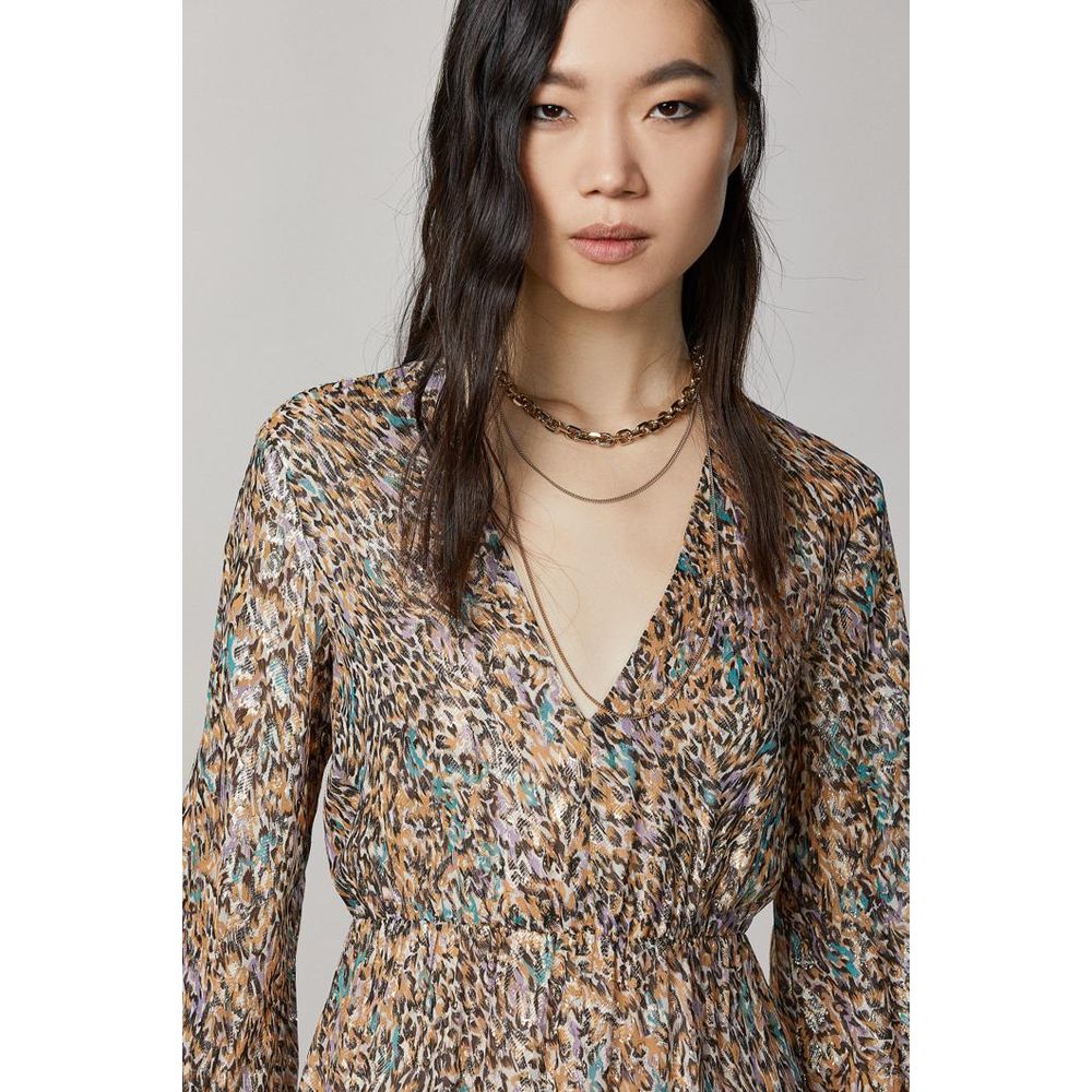 Indulge in the Patrizia Pepe Gold Silk Casual Dress, a masterpiece of artisanal elegance crafted from luxurious silk and metal, embodying sophistication for the discerning individual.
