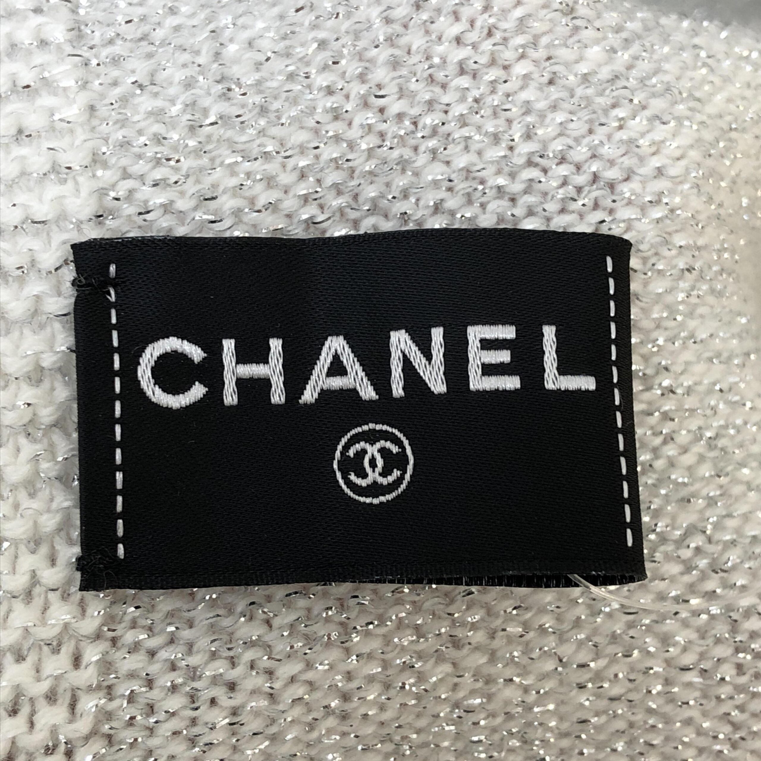 Chanel Scarf/Shawl - Exquisite Wool Couture Accessory