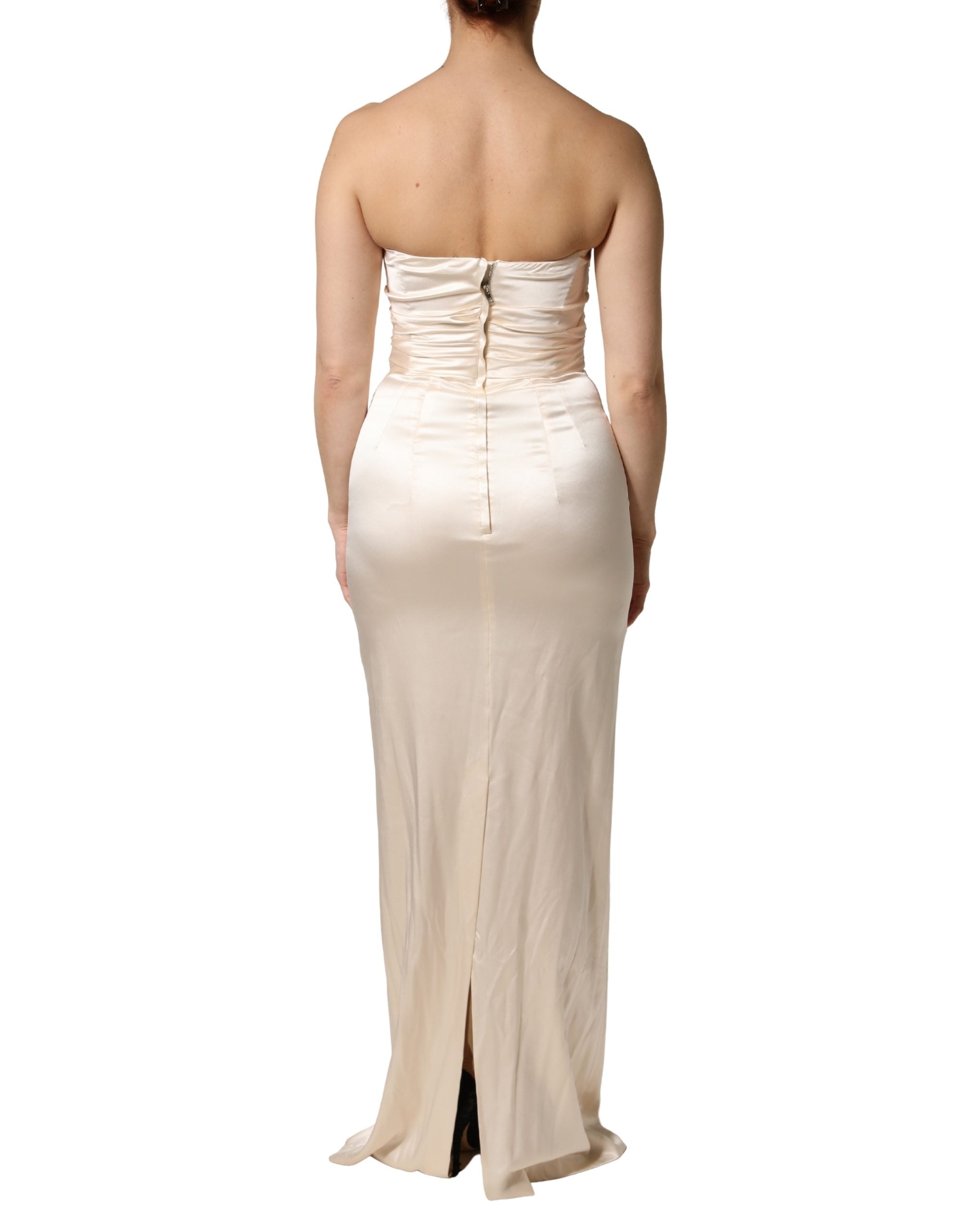 Indulge in the exquisite elegance of the Dolce & Gabbana White Satin Strapless Sheath Maxi Dress, a timeless masterpiece crafted from luxurious silk, perfect for sophisticated soirées.