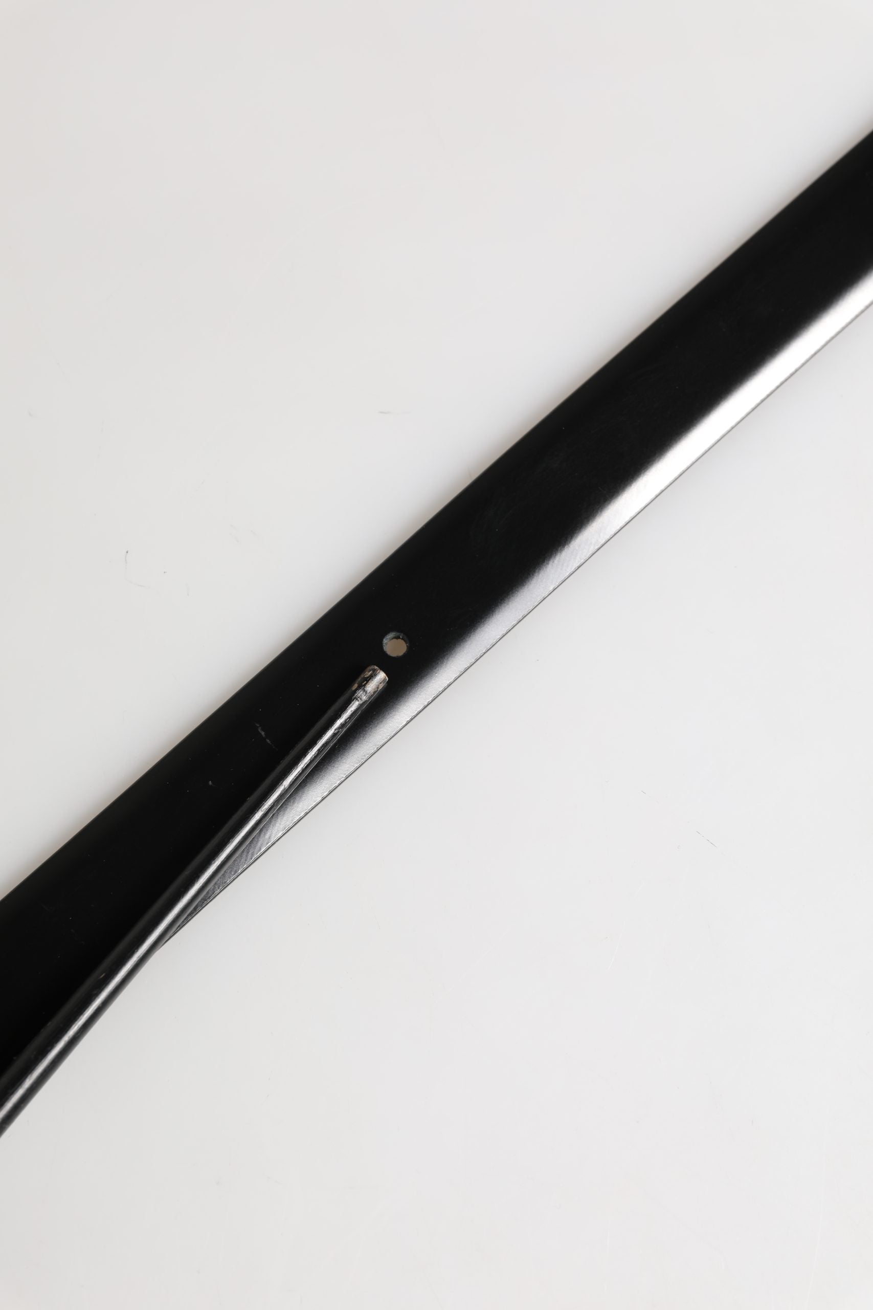Elevate your style with the Dolce & Gabbana Men Black Classic Leather Metal Buckle Belt, a testament to Italian craftsmanship and timeless elegance in luxurious calf leather.