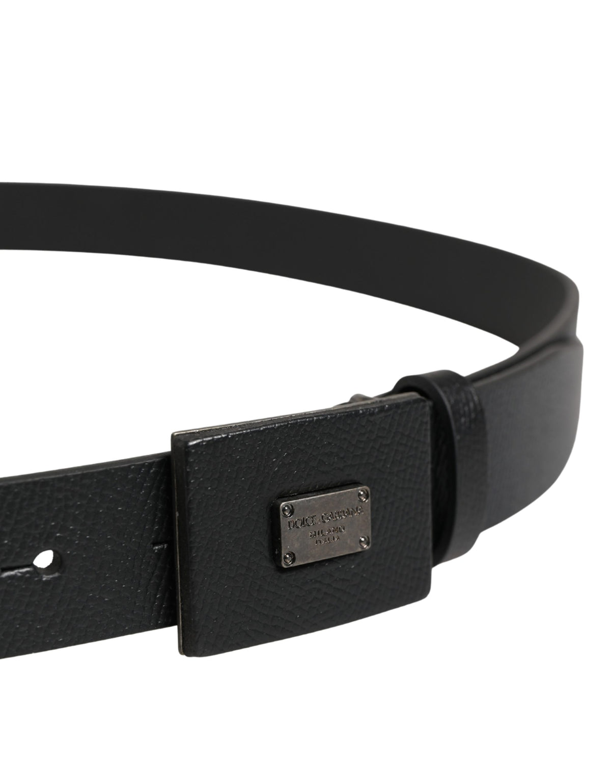 Indulge in the sophistication of the Dolce & Gabbana Men Black Calfskin Leather Square Buckle Belt, a timeless accessory that embodies Italian craftsmanship and elegance.