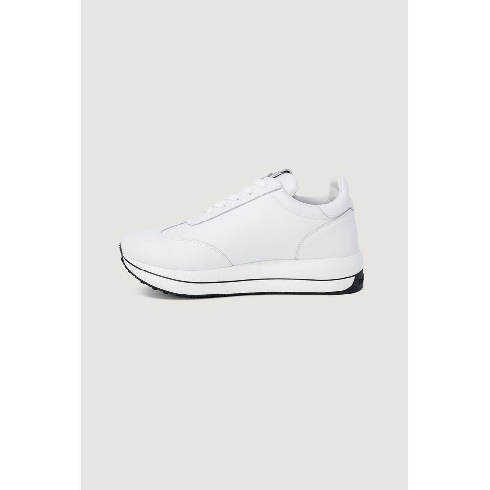 Step into elegance with Love Moschino's White Leather Low Top Sneakers, where luxurious craftsmanship meets modern sophistication for the discerning individual.