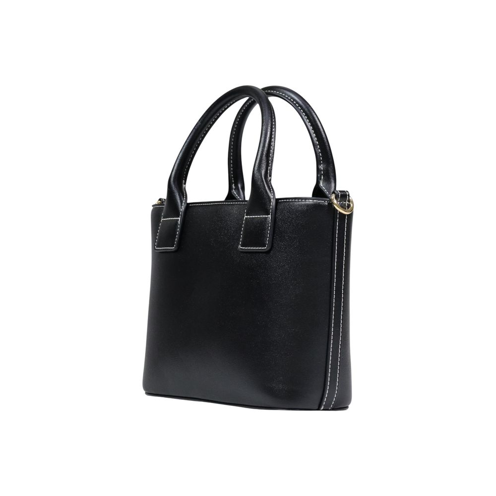 Discover the Love Moschino Black Polyethylene Handbag, a masterpiece of exquisite craftsmanship and modern elegance, perfect for those who embody sophistication and allure.