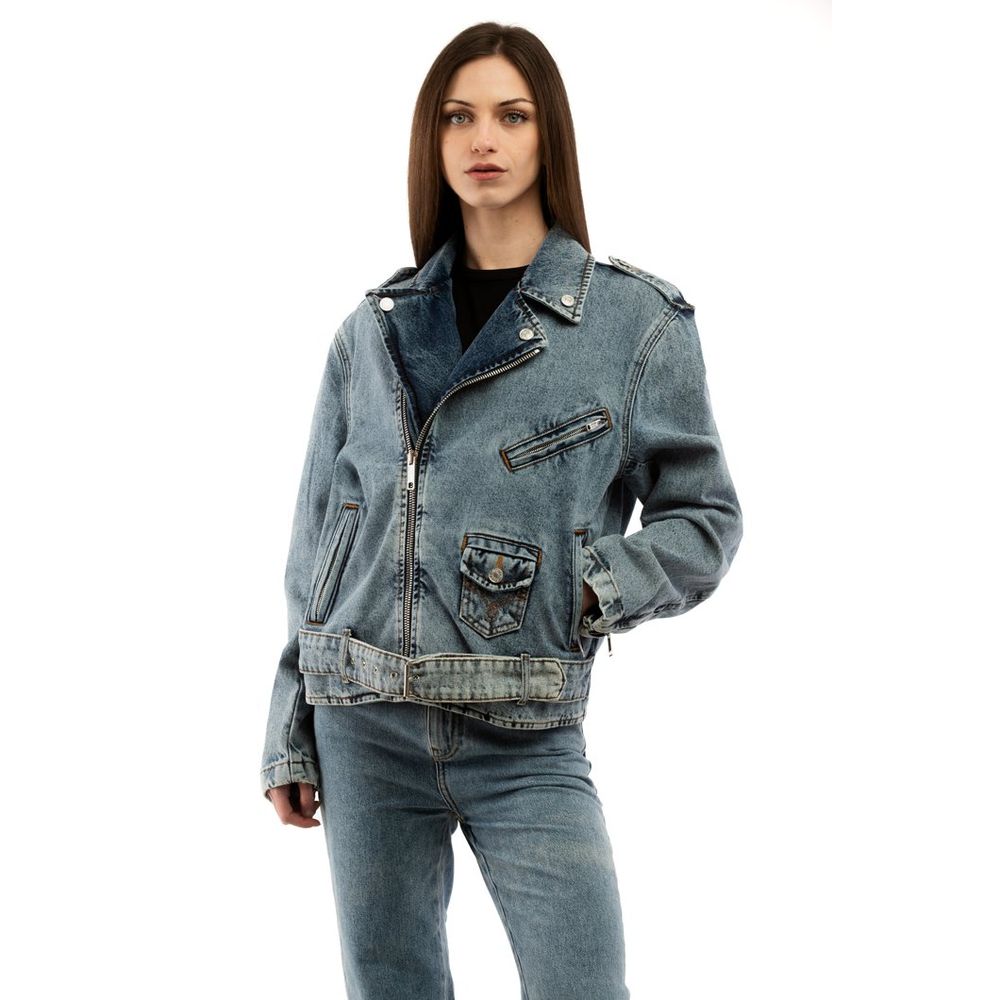 Discover the Moschino Multicolor Cotton Denim Jacket, a masterpiece of Italian craftsmanship in luxurious 100% cotton, designed for those who embrace elegance and individuality.