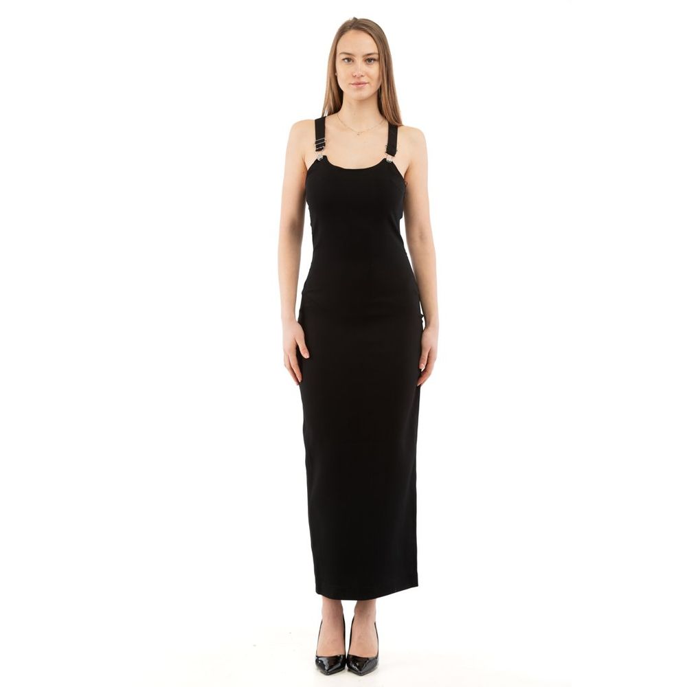 Indulge in the Moschino Black Marabou Casual Dress, a masterpiece of luxurious craftsmanship, blending elegance and comfort for unforgettable moments.