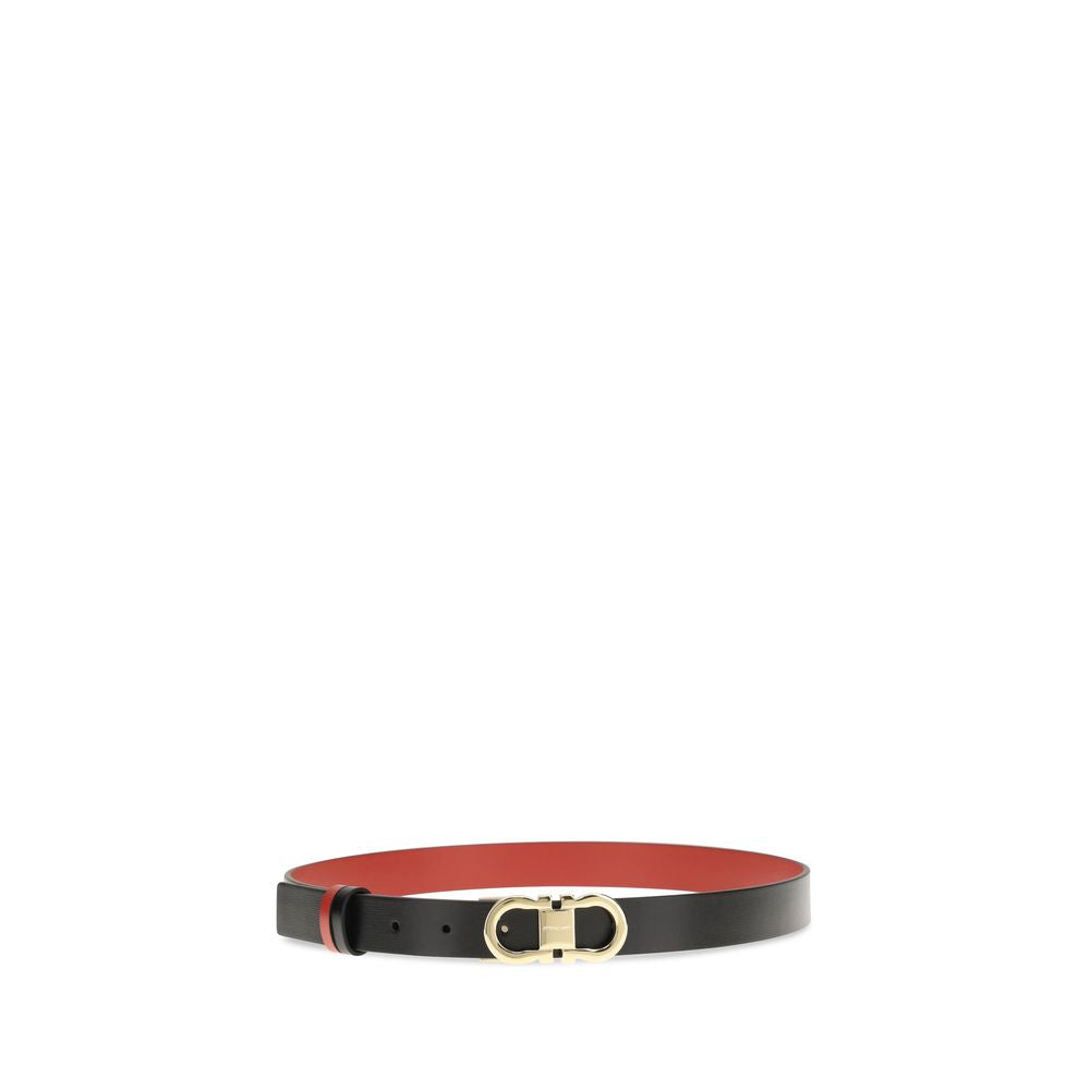 Elevate your style with the Ferragamo Black Calf Leather Bos Taurus Regular Belt, a luxurious accessory crafted from exquisite calf leather, embodying timeless elegance and versatility.