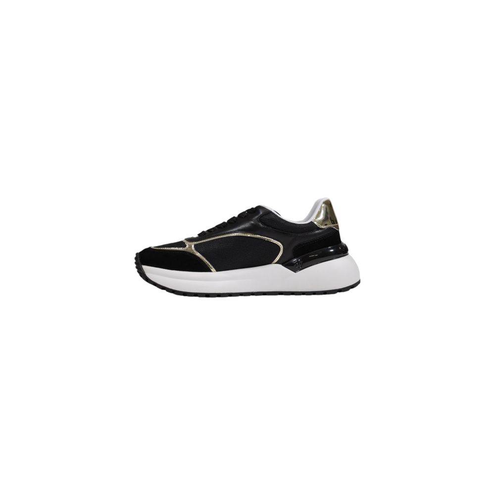 PINKO Black Leather Low Top Sneakers – Timeless Luxury Footwear