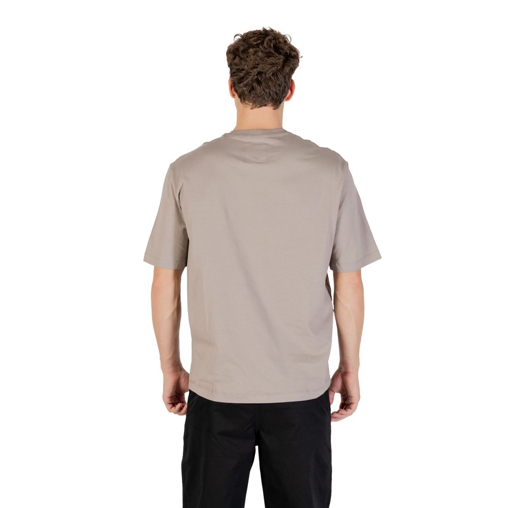Indulge in the refined elegance of Armani Exchange's Brown Cotton Sportswear T-Shirt, crafted from 100% pure cotton for unparalleled comfort and timeless style.