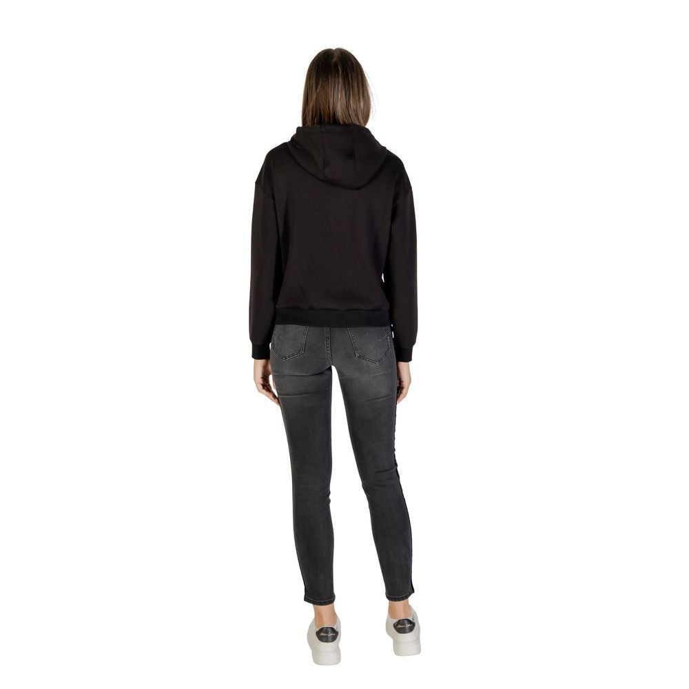 Experience the allure of the Armani Exchange Bicolor Viscose Hoodie, crafted from a luxurious blend for timeless elegance and modern sophistication in every moment.