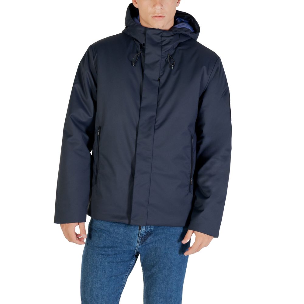 Elevate your wardrobe with the EA7 Emporio Armani Blue Polyester Coat, a luxurious blend of contemporary design and exceptional craftsmanship, perfect for sophisticated outings.