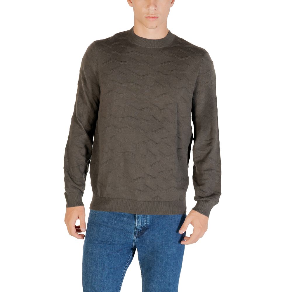 Indulge in the Armani Exchange Green Marabou Sweatshirt, a luxurious blend of acrylic and wool, perfect for elevating your autumn wardrobe with timeless elegance.