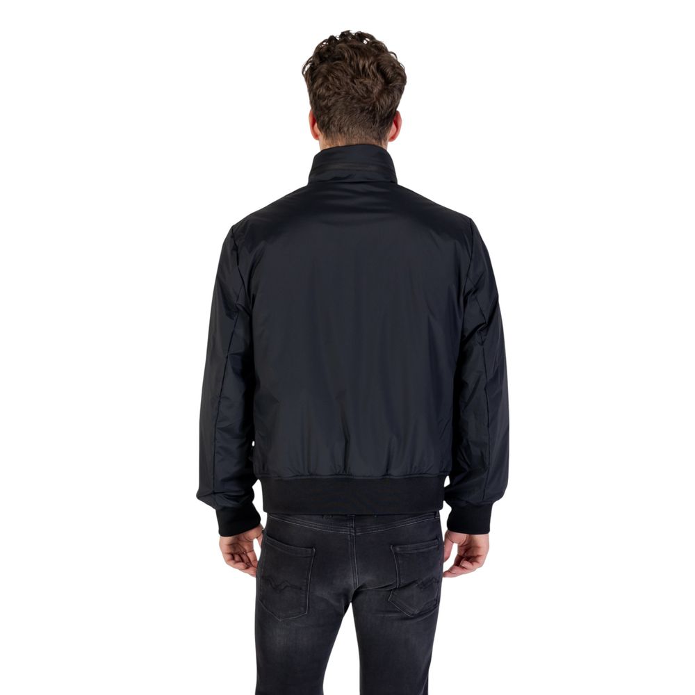 Elevate your wardrobe with the Armani Exchange Black Polyamide Bomber, a luxurious blend of technical elegance and comfort, perfect for the modern connoisseur.