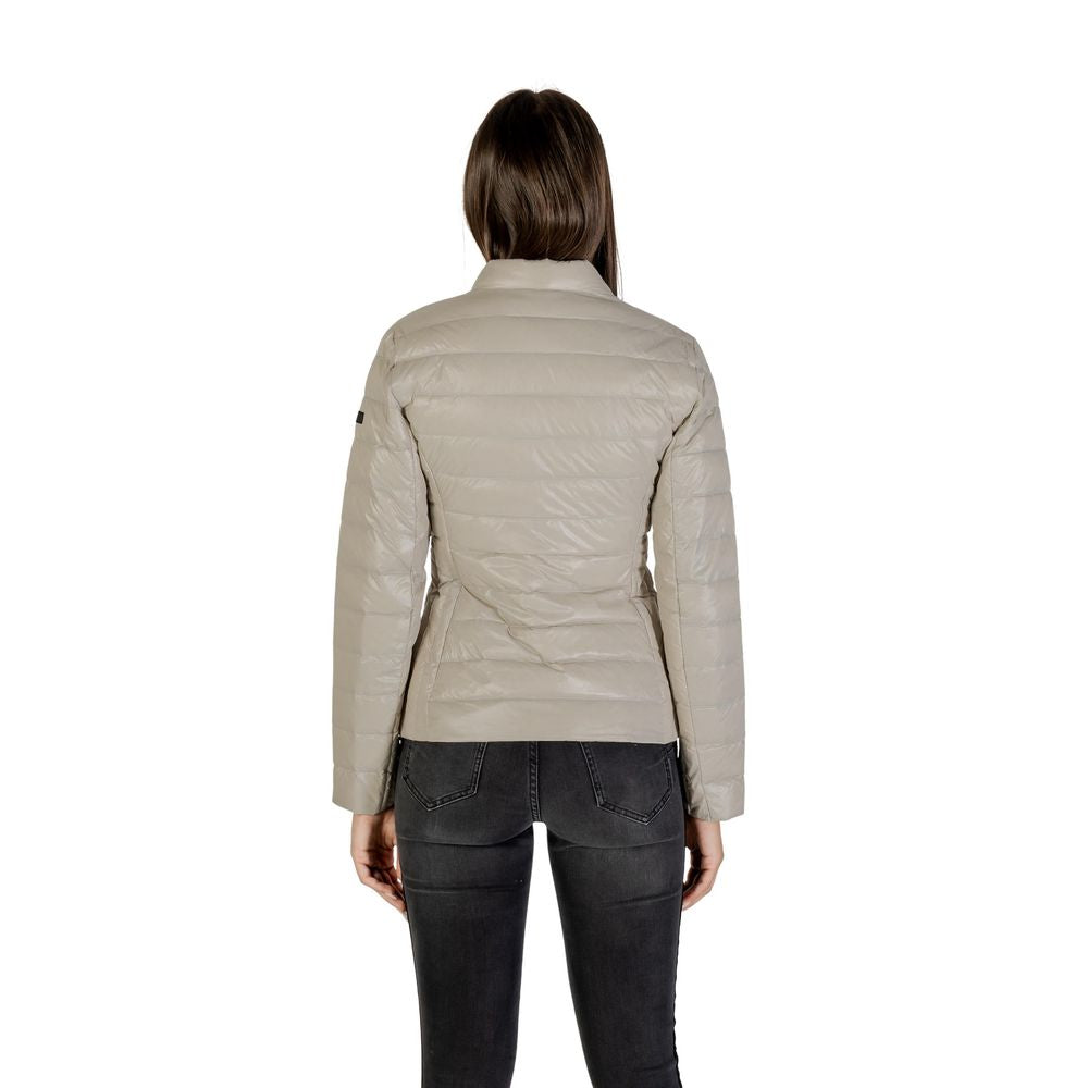 Experience the elegance of the Armani Exchange Beige Polyamide Coat, a luxurious quilted masterpiece crafted for warmth and sophistication in every winter outing.