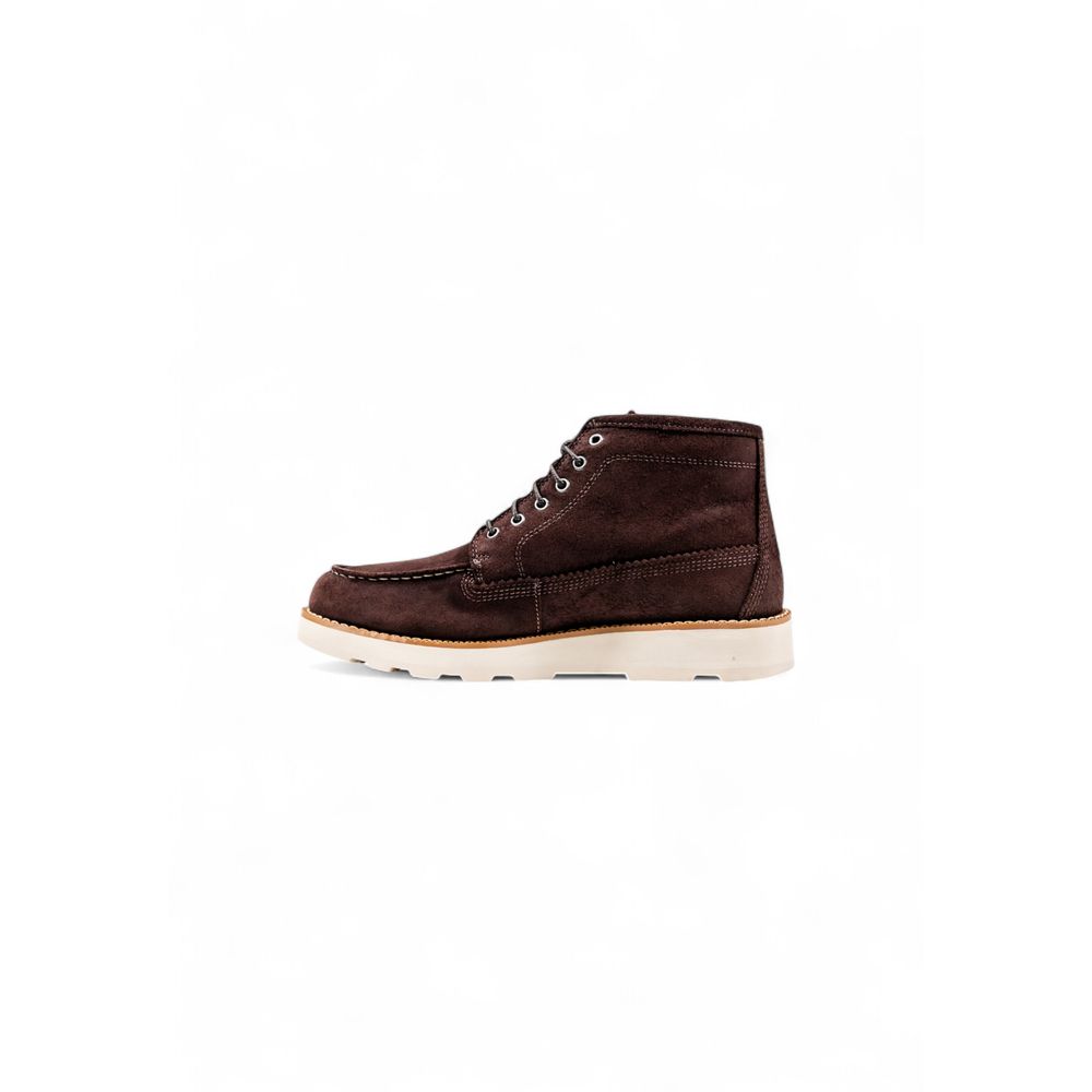 Elevate your style with Timberland Brown Leather Lace-Up Boots, crafted from high-quality leather for unmatched elegance and durability in every step.