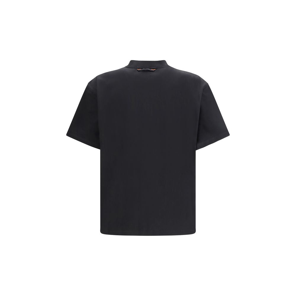 Discover the Parajumpers Black Cotton T-Shirt, a luxurious essential crafted from heavy cotton jersey, embodying effortless elegance for the discerning individual.