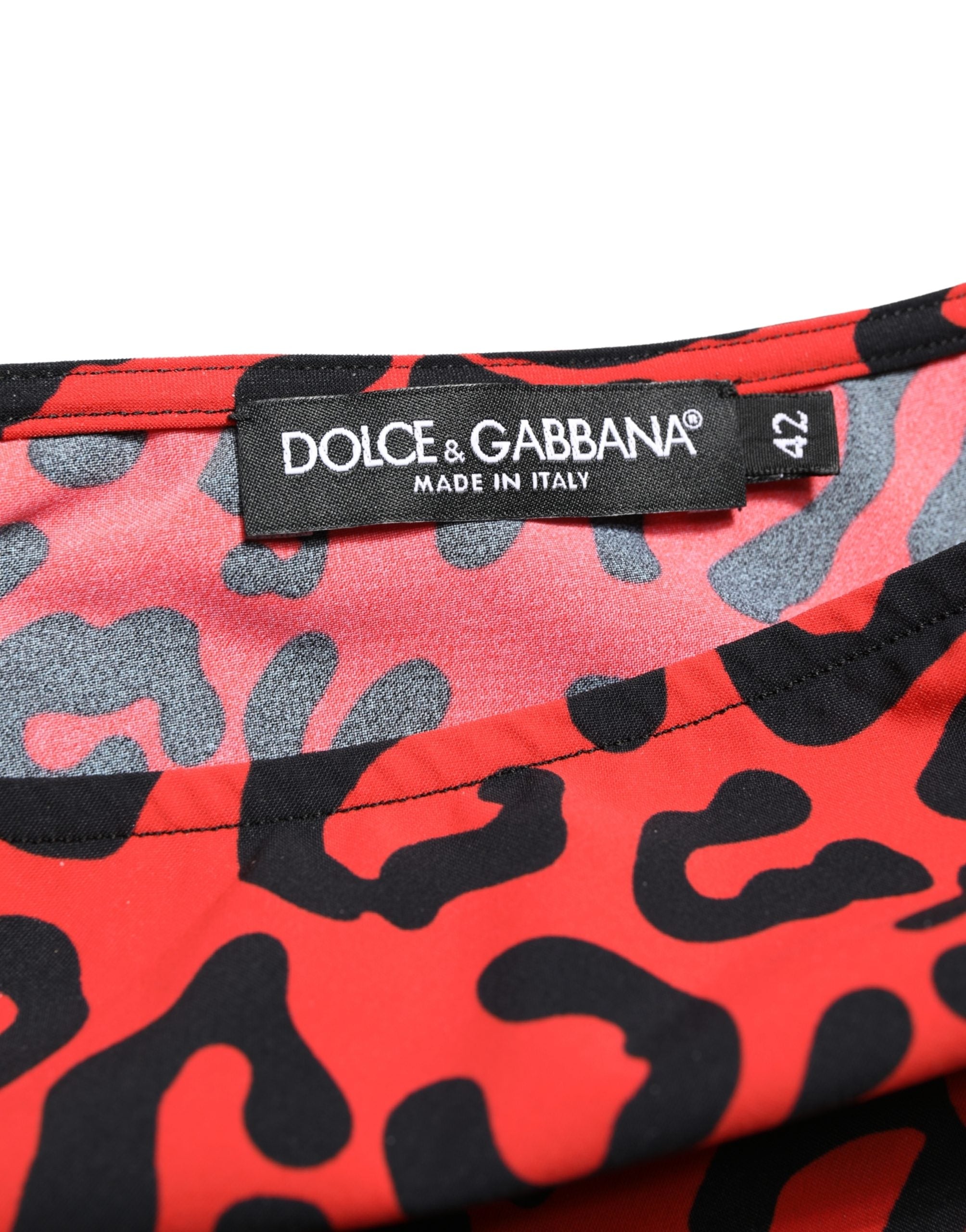 Discover the Dolce & Gabbana Black Red Nylon Leopard Pattern Jumpsuit, a masterpiece of Italian craftsmanship that exudes bold sophistication and timeless allure.
