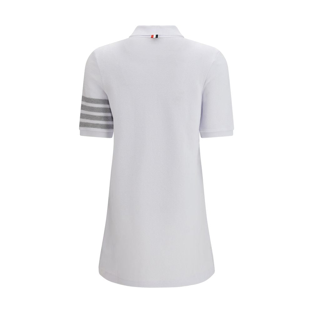 Elevate your wardrobe with the Thom Browne White Cotton Casual Dress from the SS26 collection, a masterpiece of luxurious comfort and sophisticated design.