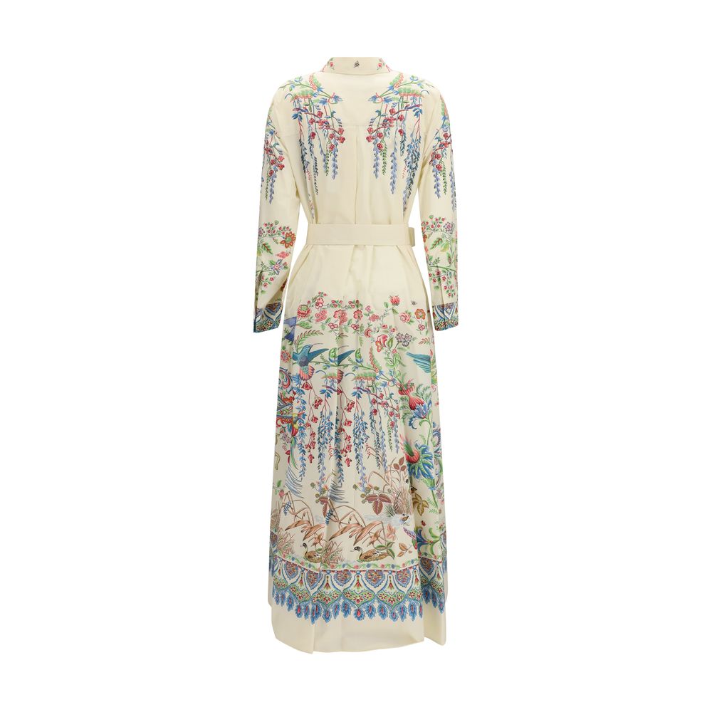 Discover the Etro White Cotton Casual Dress, a masterpiece of floral elegance crafted from 100% cotton, embodying timeless sophistication for the discerning individual.