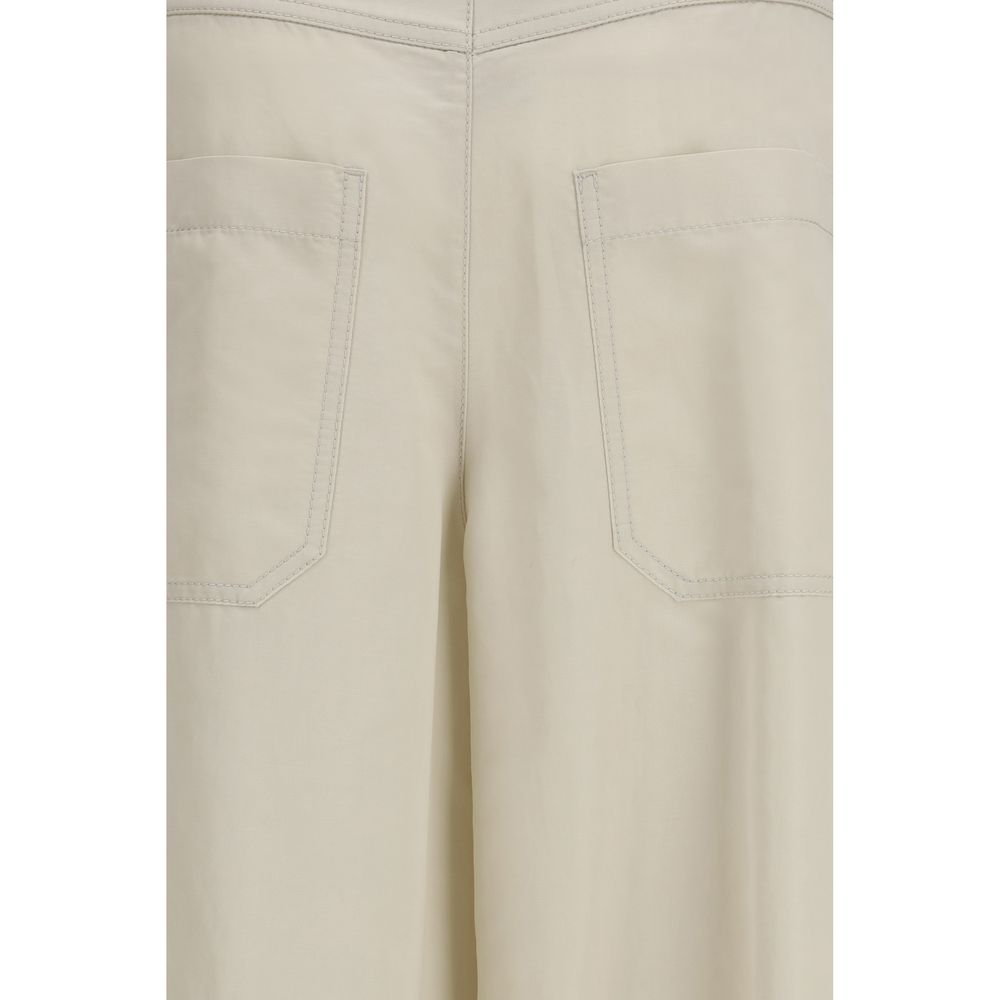 Discover the Brunello Cucinelli Beige Cotton Pants, a blend of cotton and copper from the SS26 collection, exuding timeless elegance and sophisticated allure for every occasion.