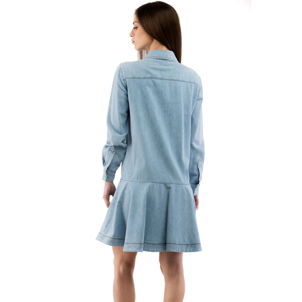 Indulge in the exquisite Moschino Multicolor Cotton Casual Dress, a luxurious blend of 100% cotton that embodies sophistication and effortless elegance for any occasion.
