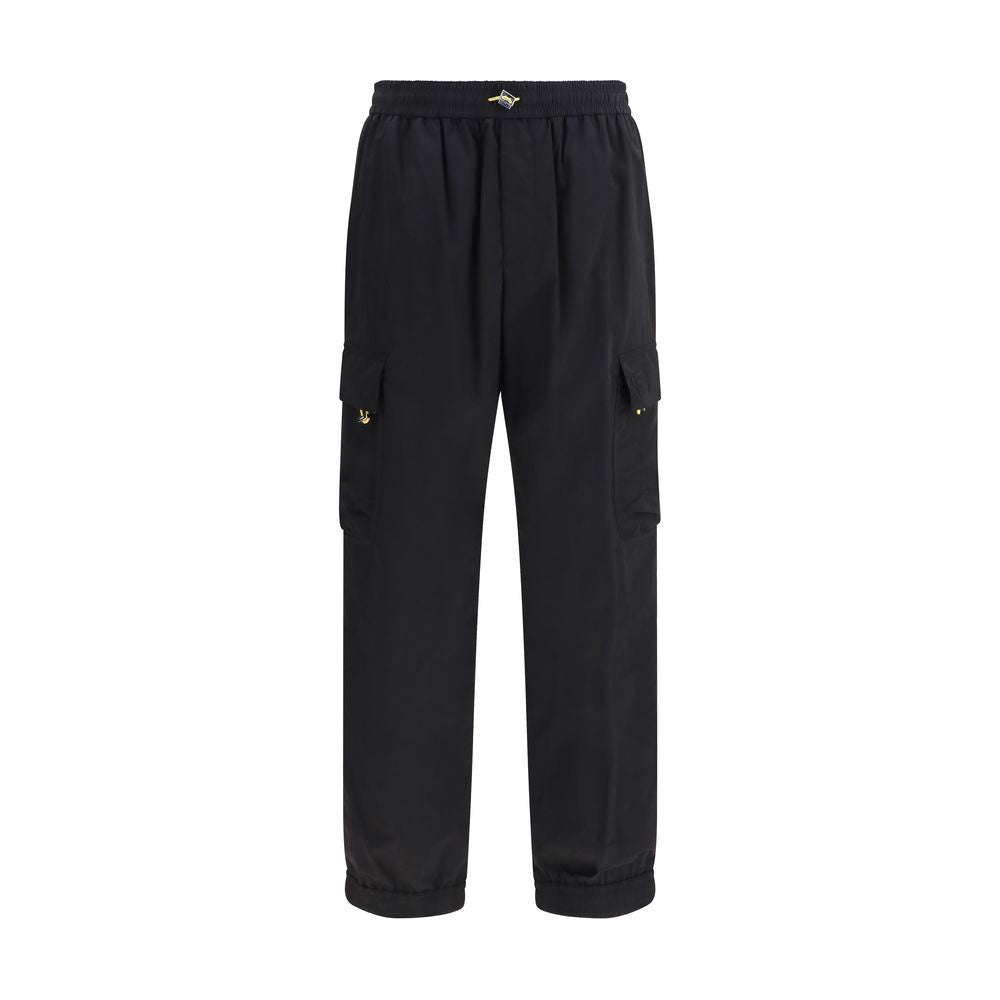 Experience the exquisite Fendi Black Cotton Cargo Pants, crafted from premium stretch cotton for unparalleled elegance and modern sophistication in every moment.