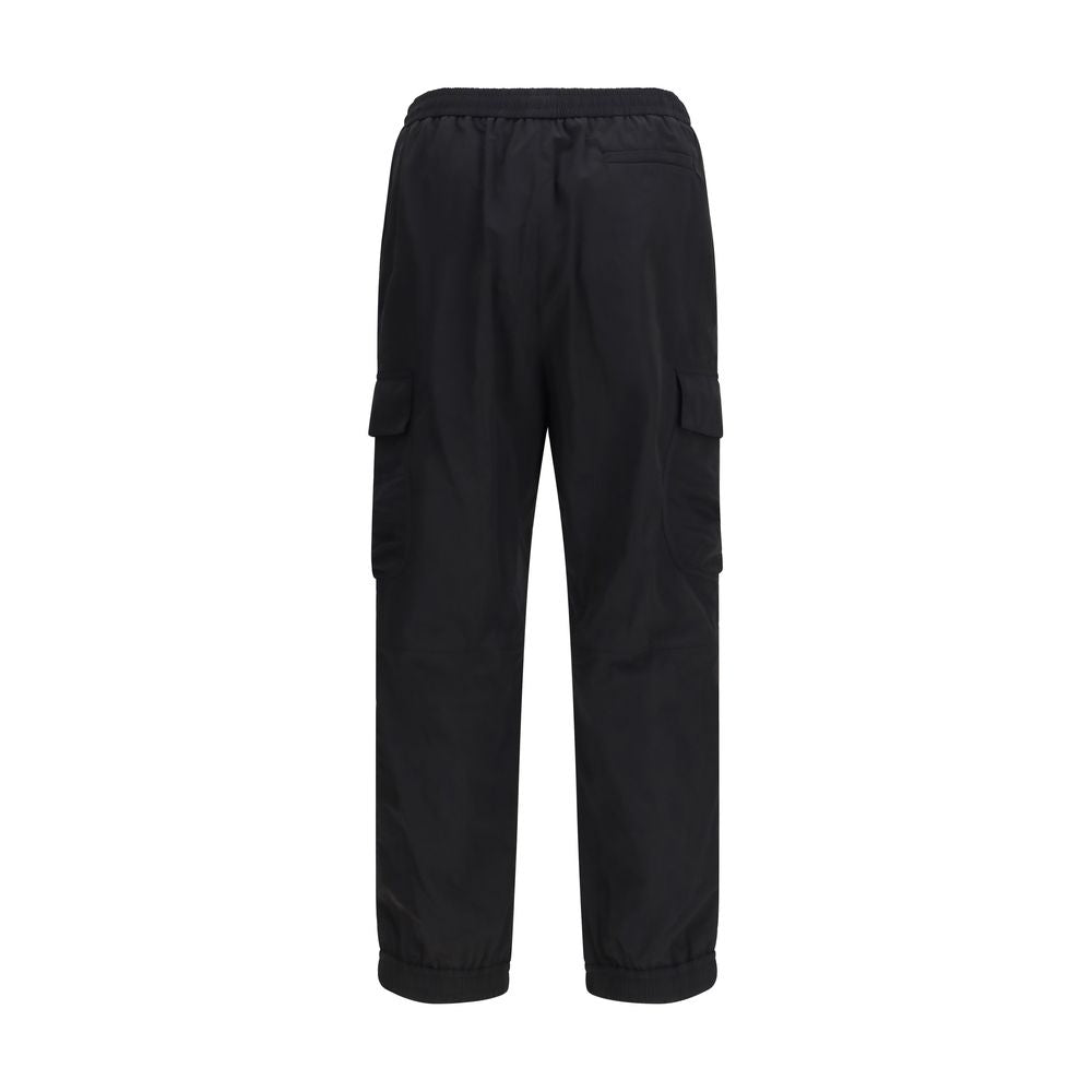 Discover the Fendi Black Cotton Cargo Pants from the SS26 collection, where luxurious craftsmanship meets contemporary elegance, perfect for the discerning individual.