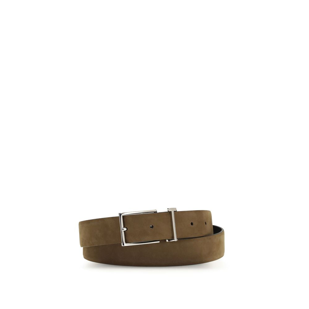 Elevate your style with the Tom Ford Brown Calf Leather Bos Taurus Regular Belt, a masterpiece of exquisite craftsmanship and luxurious materials, perfect for any occasion.