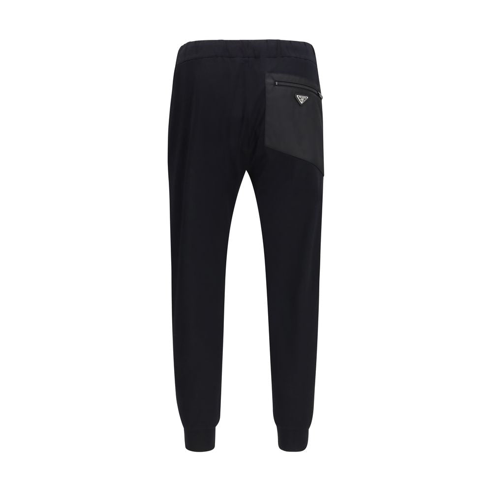 Elevate your wardrobe with Prada Black Nylon Casual Pants from the SS26 collection, crafted for effortless sophistication and timeless allure.