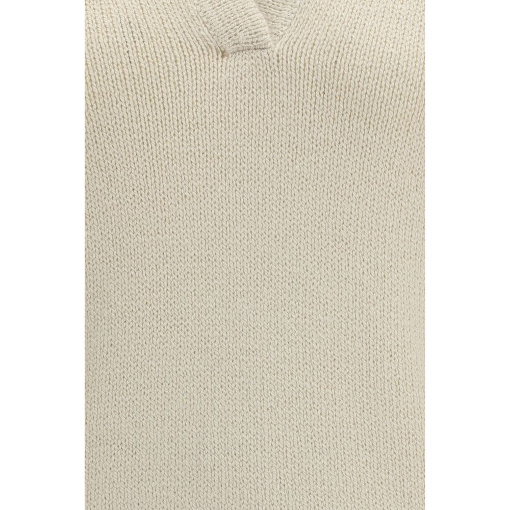 Indulge in the Gabriela Hearst Beige Cashmere Polo Shirt, a masterpiece of exquisite craftsmanship and timeless elegance, perfect for the discerning wardrobe.