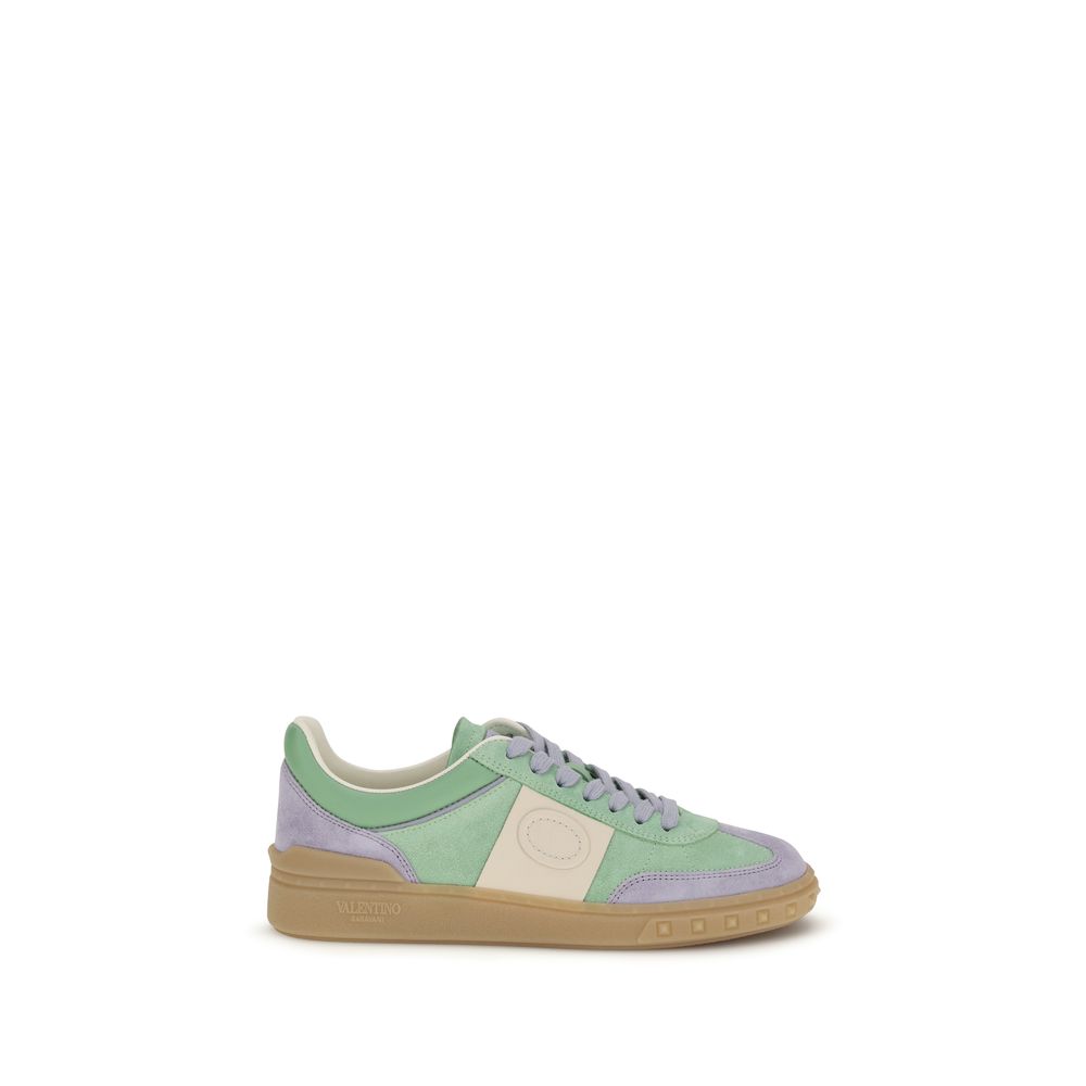 Experience the epitome of luxury with Valentino Garavani's Multicolor Calf Leather Bos Taurus Low Top Sneakers, where exquisite craftsmanship meets contemporary elegance.