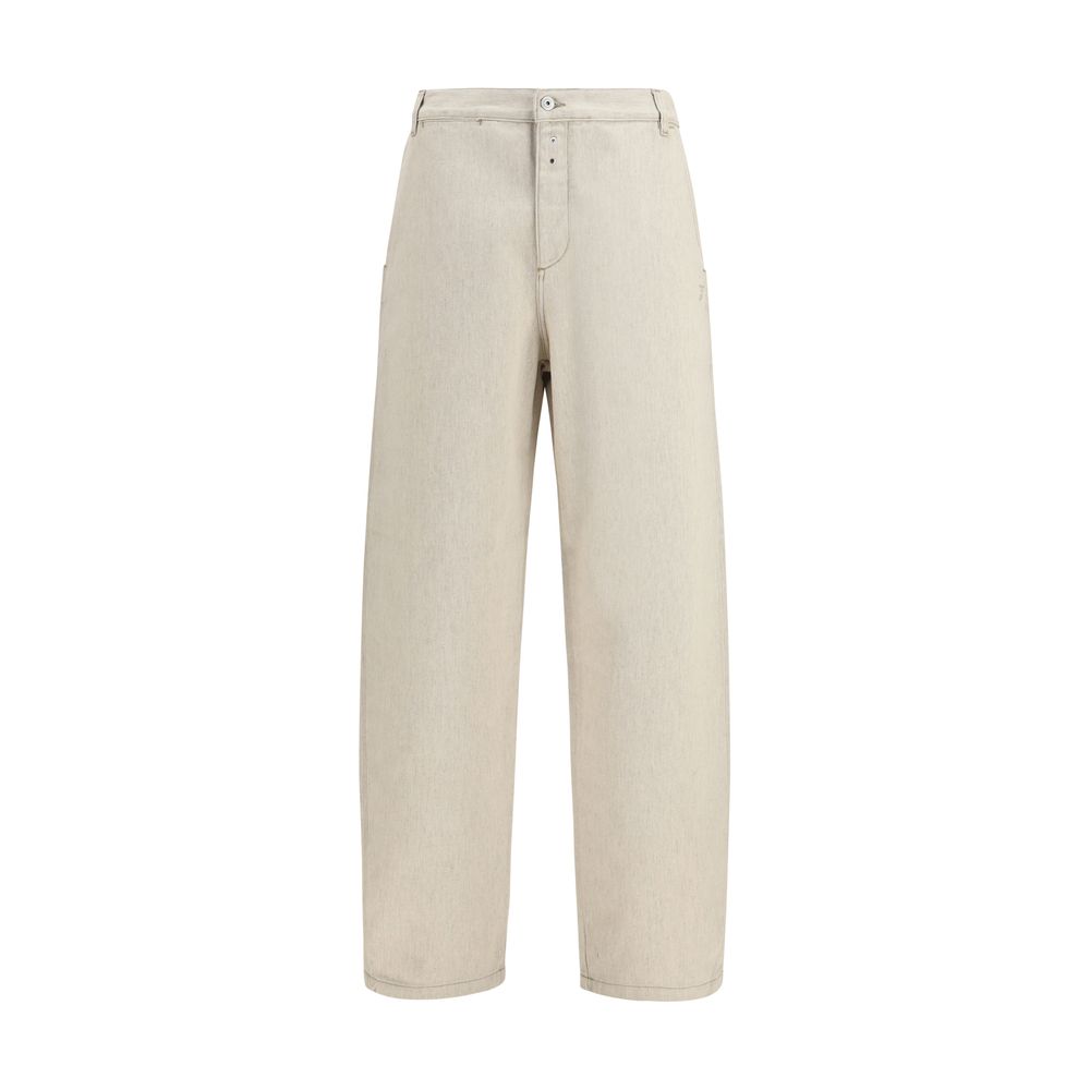 Discover the Jacquemus Beige Cotton Casual Pants, a luxurious blend of raw cotton and true hemp, embodying sophistication and timeless elegance for the discerning wardrobe.