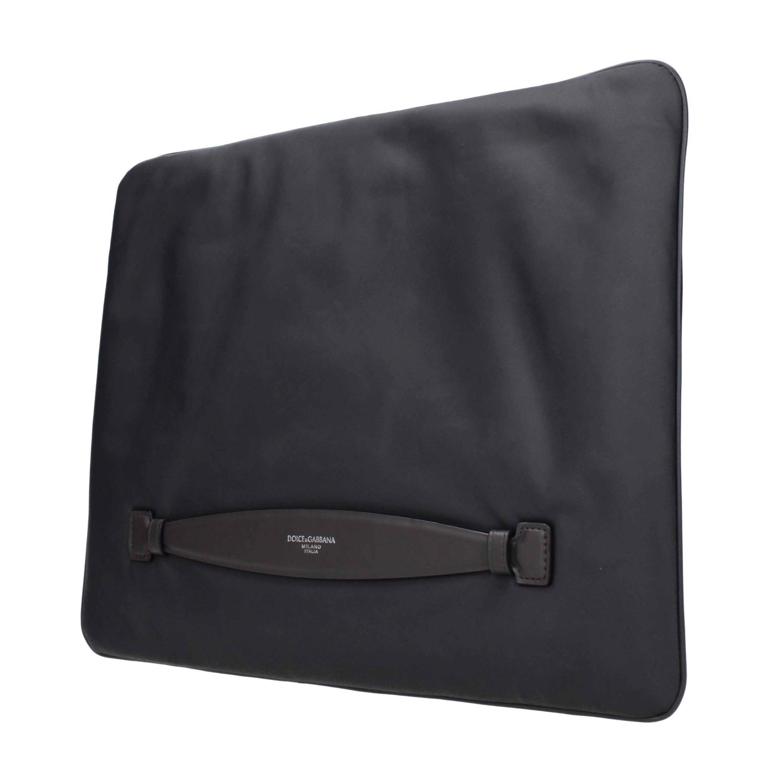 Experience the allure of the Dolce & Gabbana Gray Fabric Clutch Bag, a timeless symbol of luxury and sophistication, perfect for any elegant occasion.