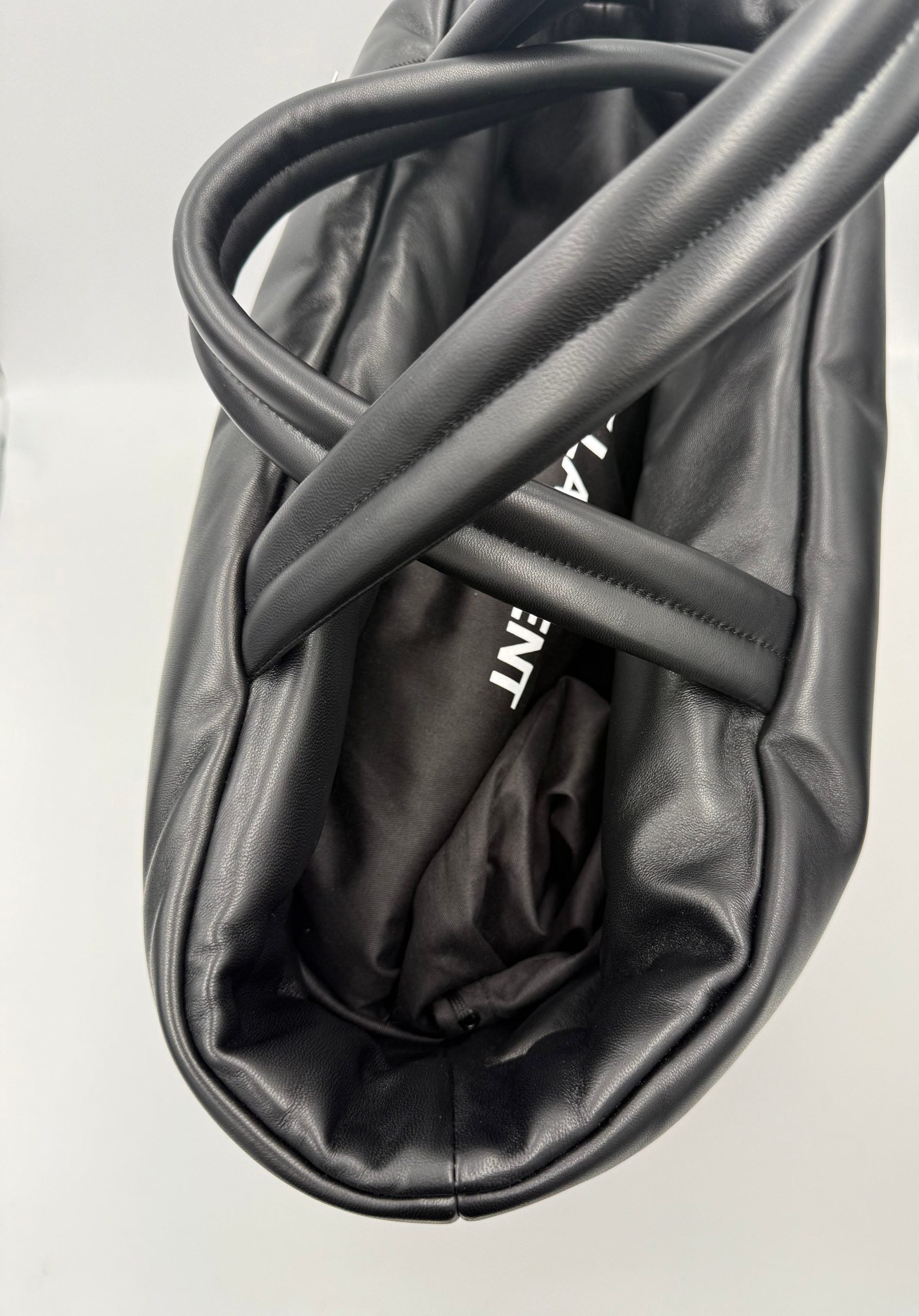 Saint Laurent SAINT LAURENT Shopping Bag Grande in Lamb Leather